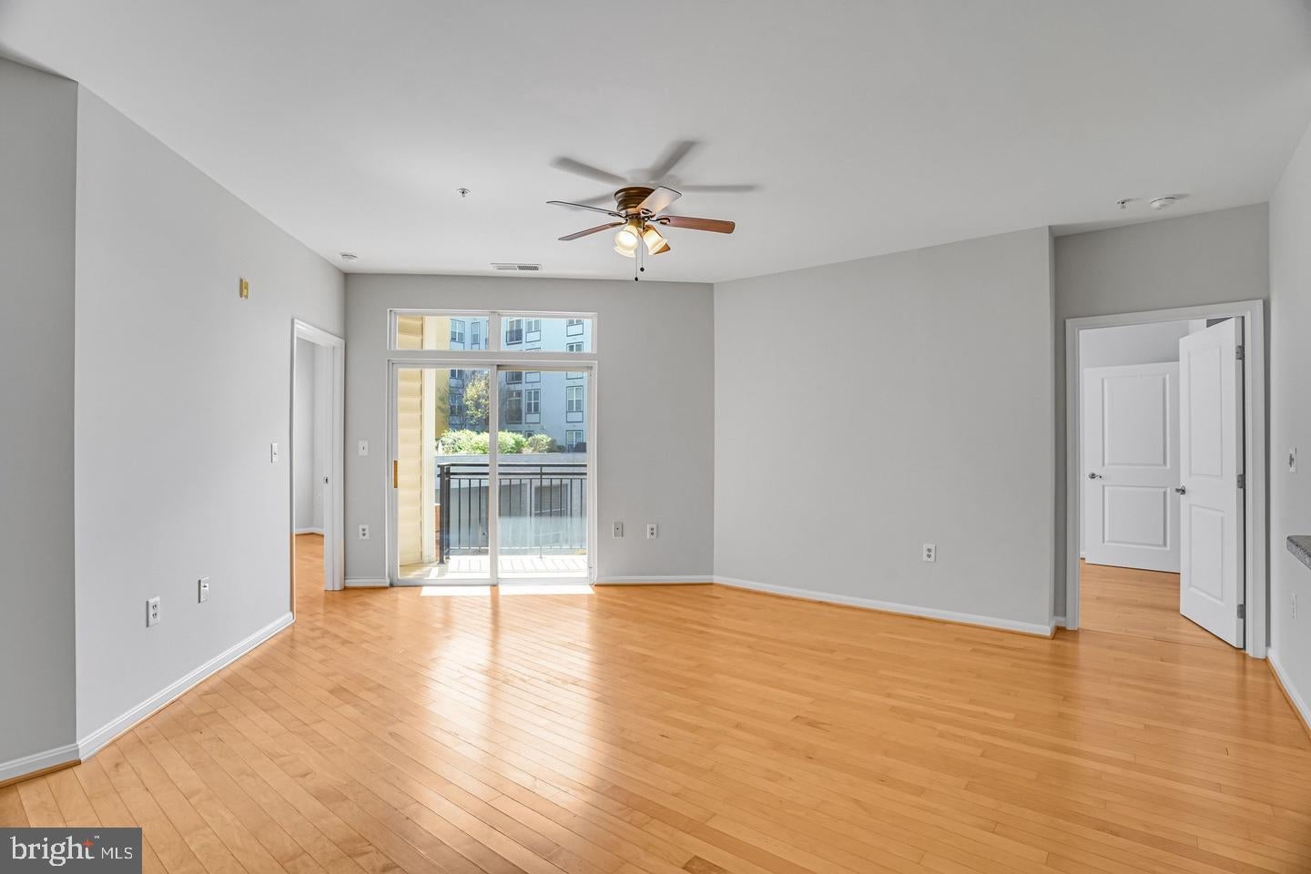 2655 PROSPERITY AVENUE 201