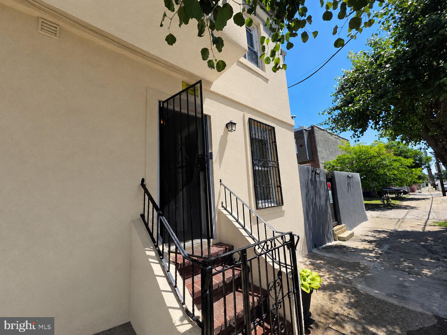 4801 N 10TH STREET