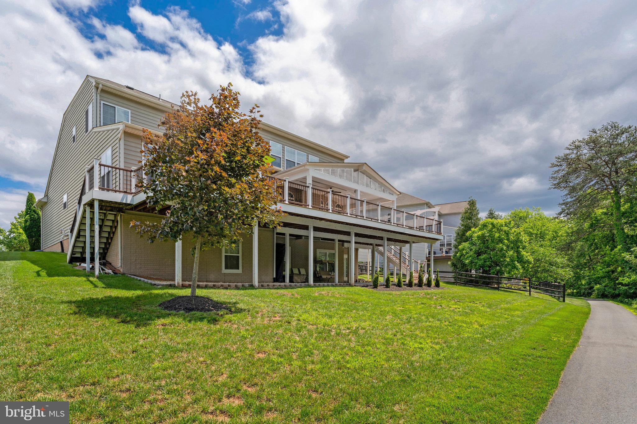 PMW FARMS - Residential