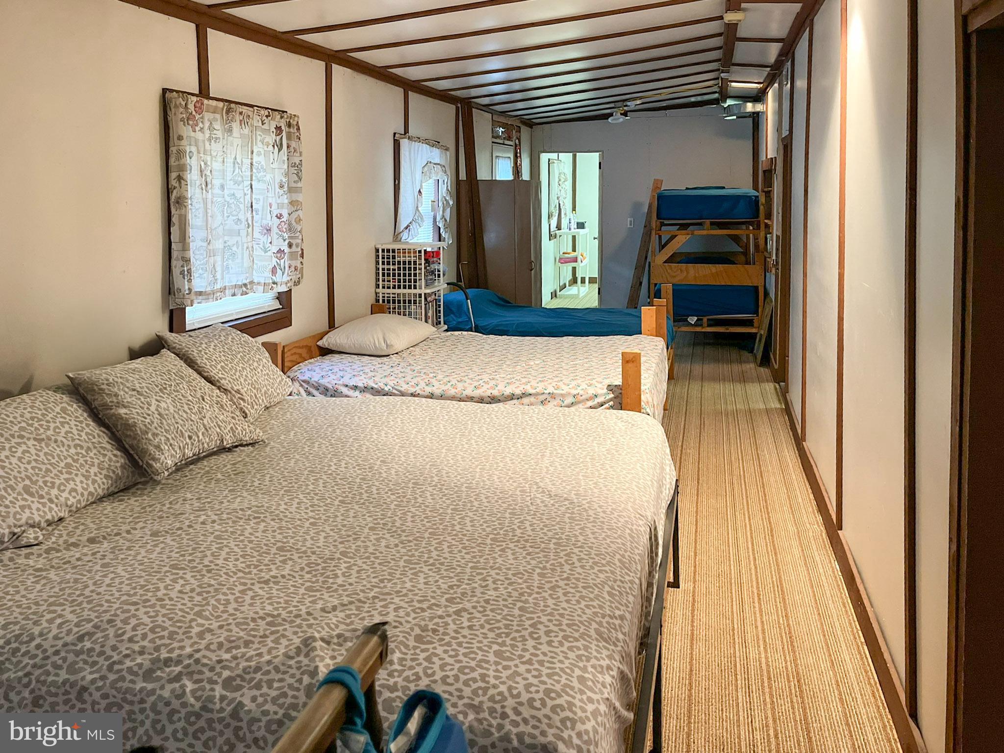 VALLEY VIEW ACRES - Residential