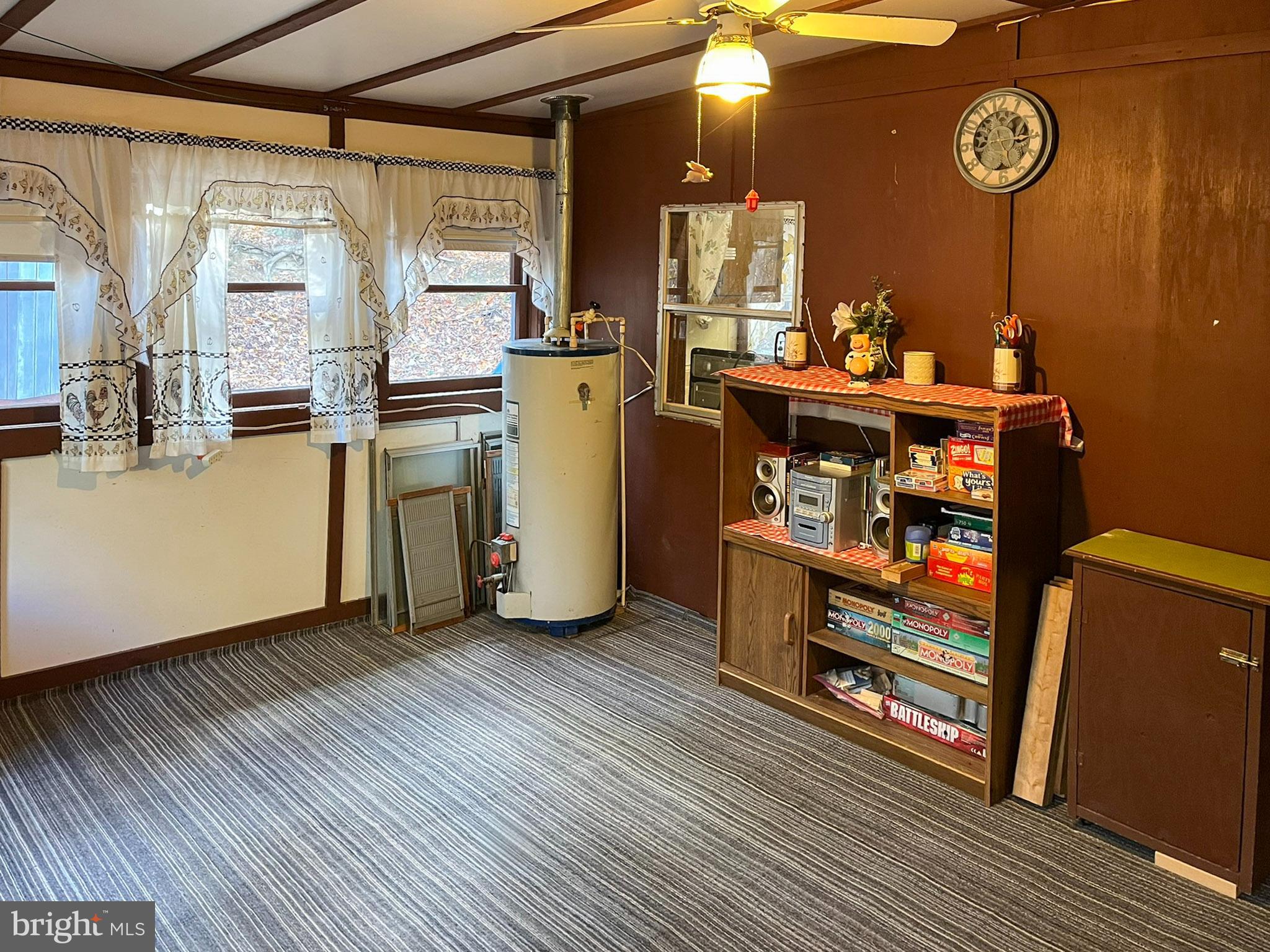 VALLEY VIEW ACRES - Residential