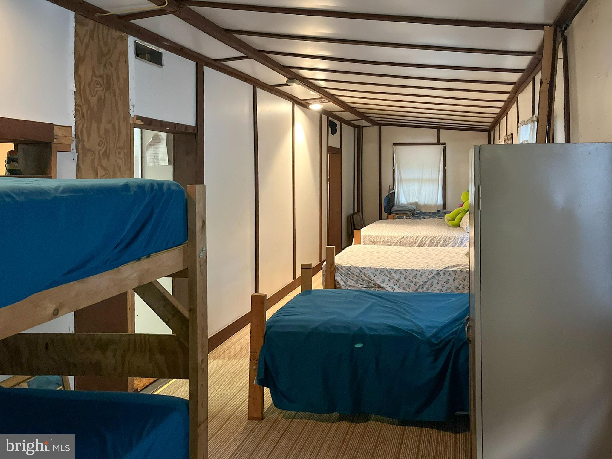 VALLEY VIEW ACRES - Residential