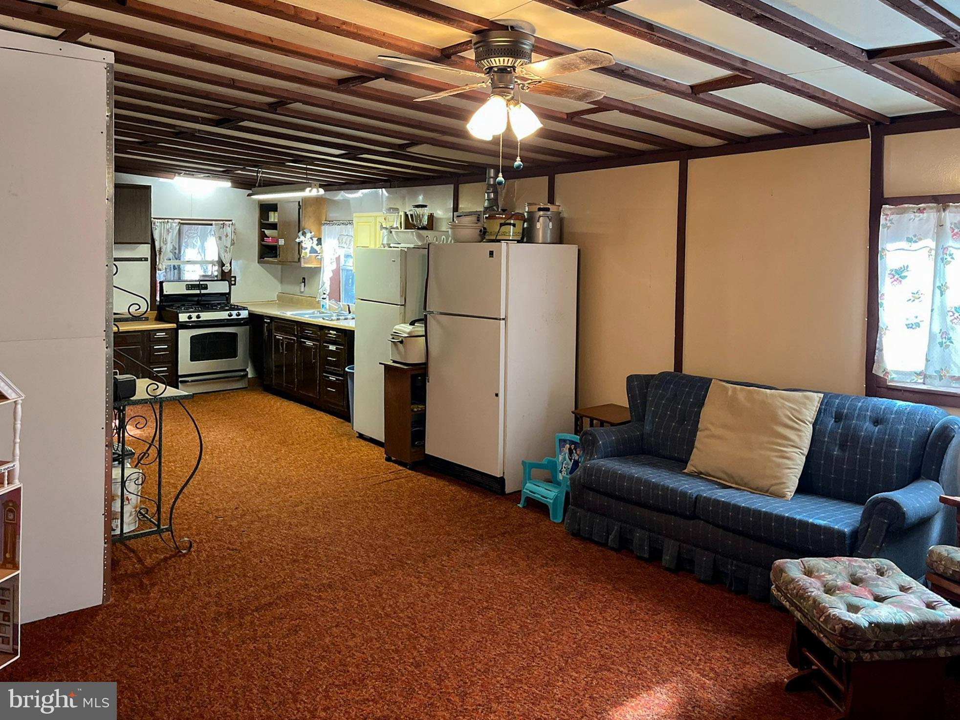 VALLEY VIEW ACRES - Residential