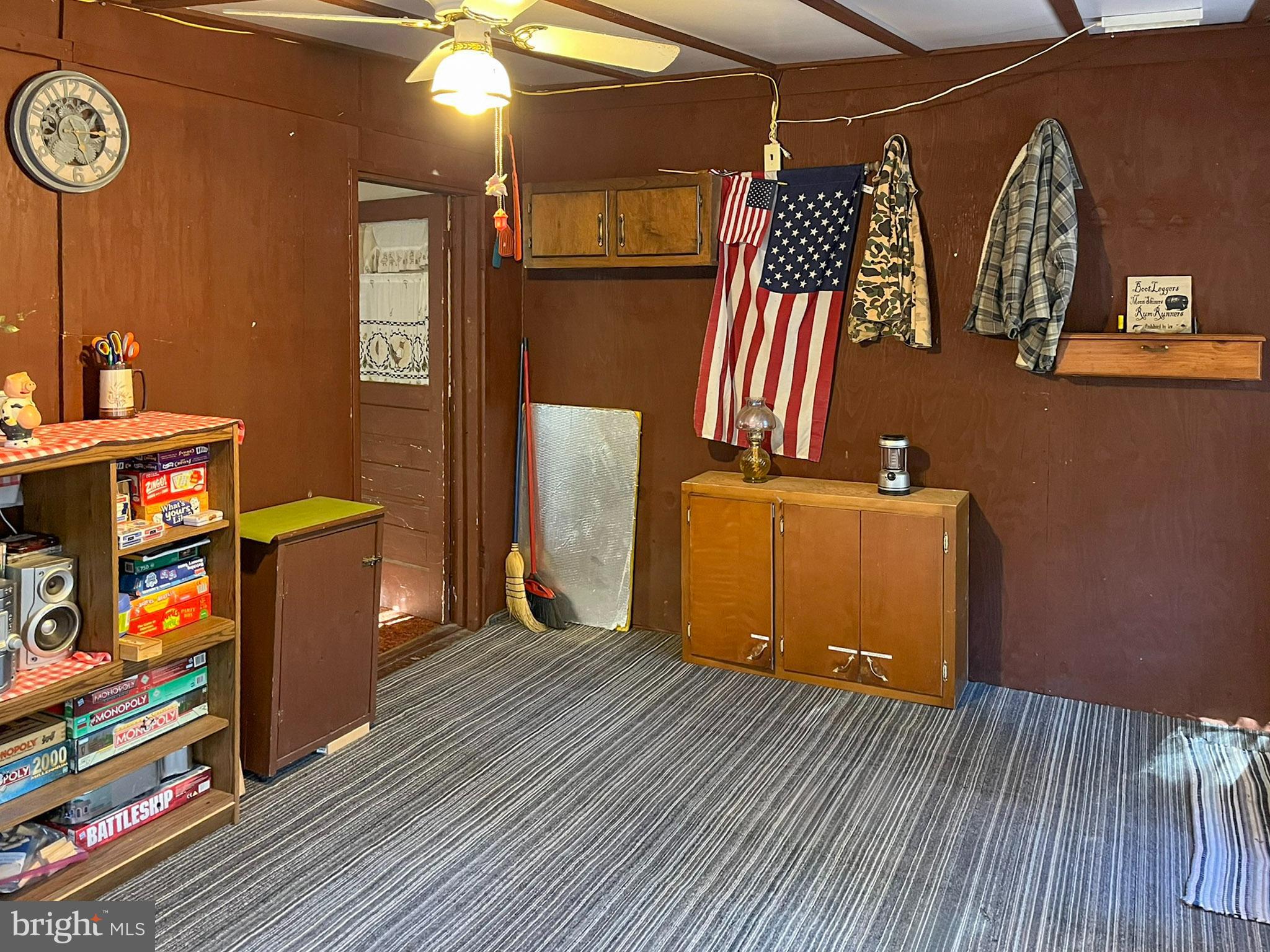 VALLEY VIEW ACRES - Residential