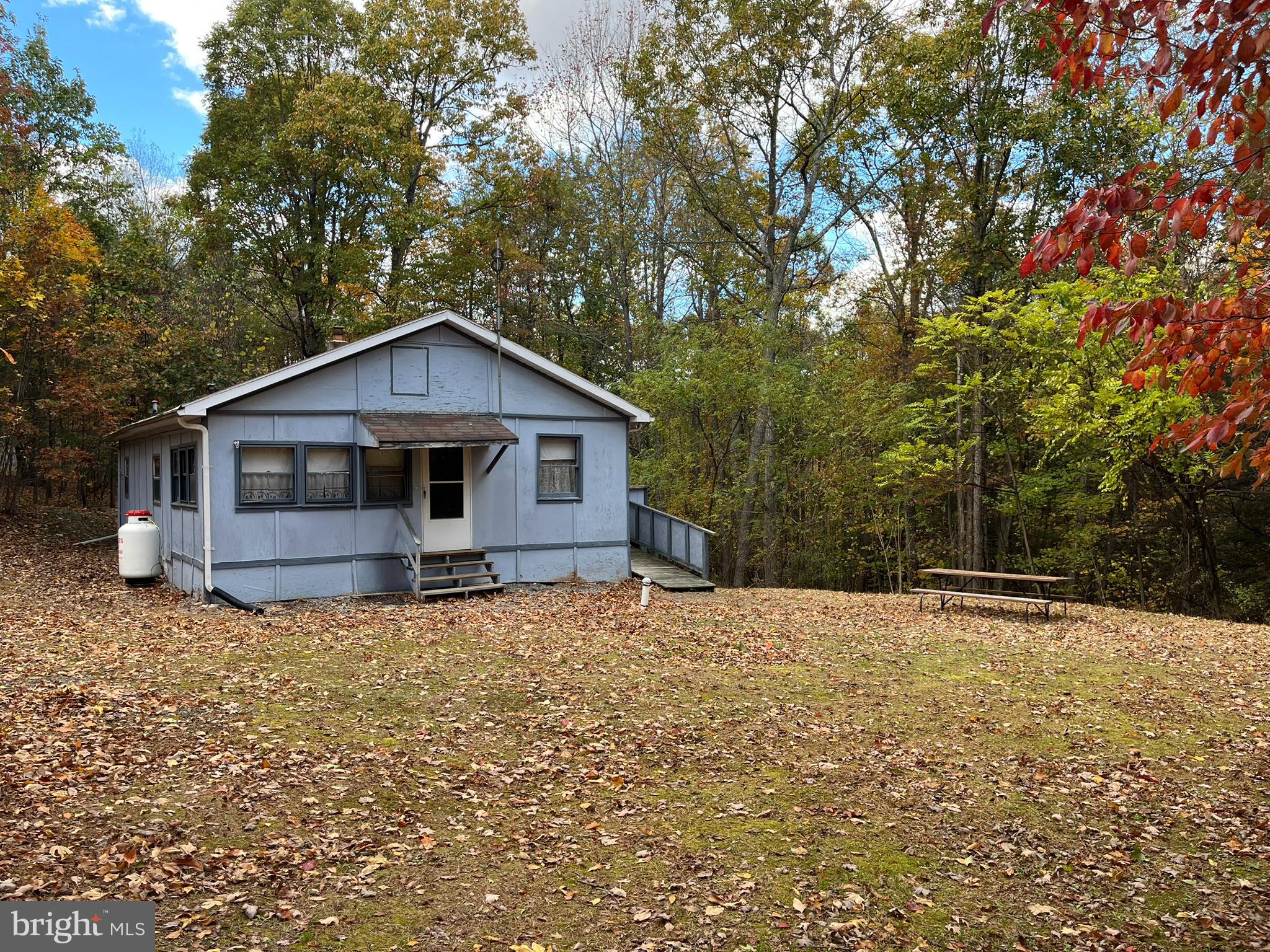 9766 VALLEY VIEW ROAD