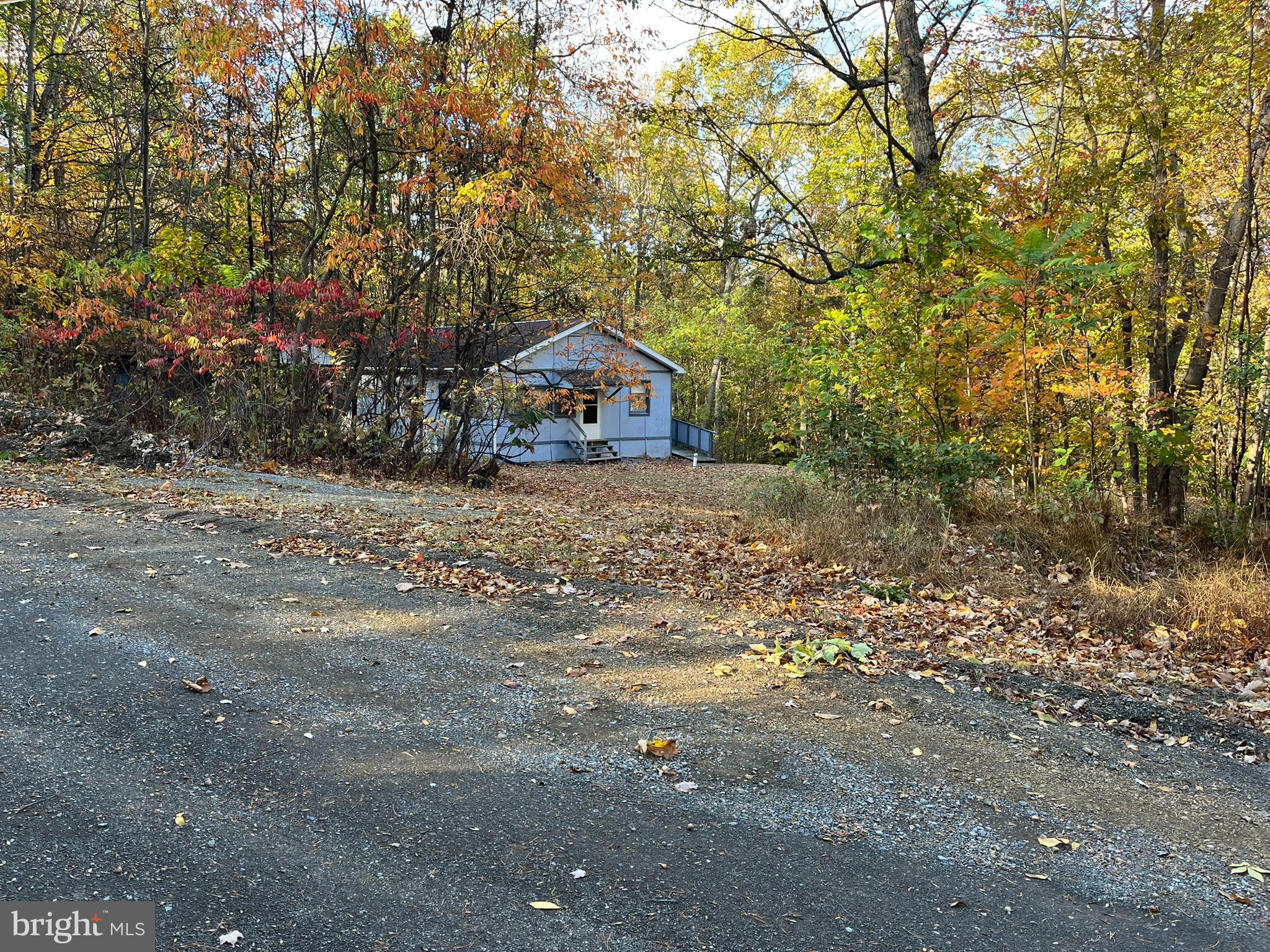 9766 VALLEY VIEW ROAD