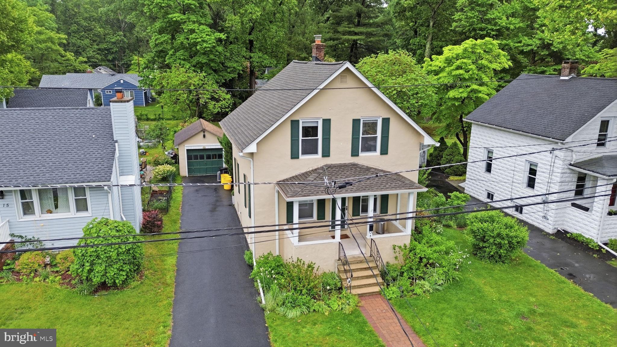 17 BERRIEN AVENUE
