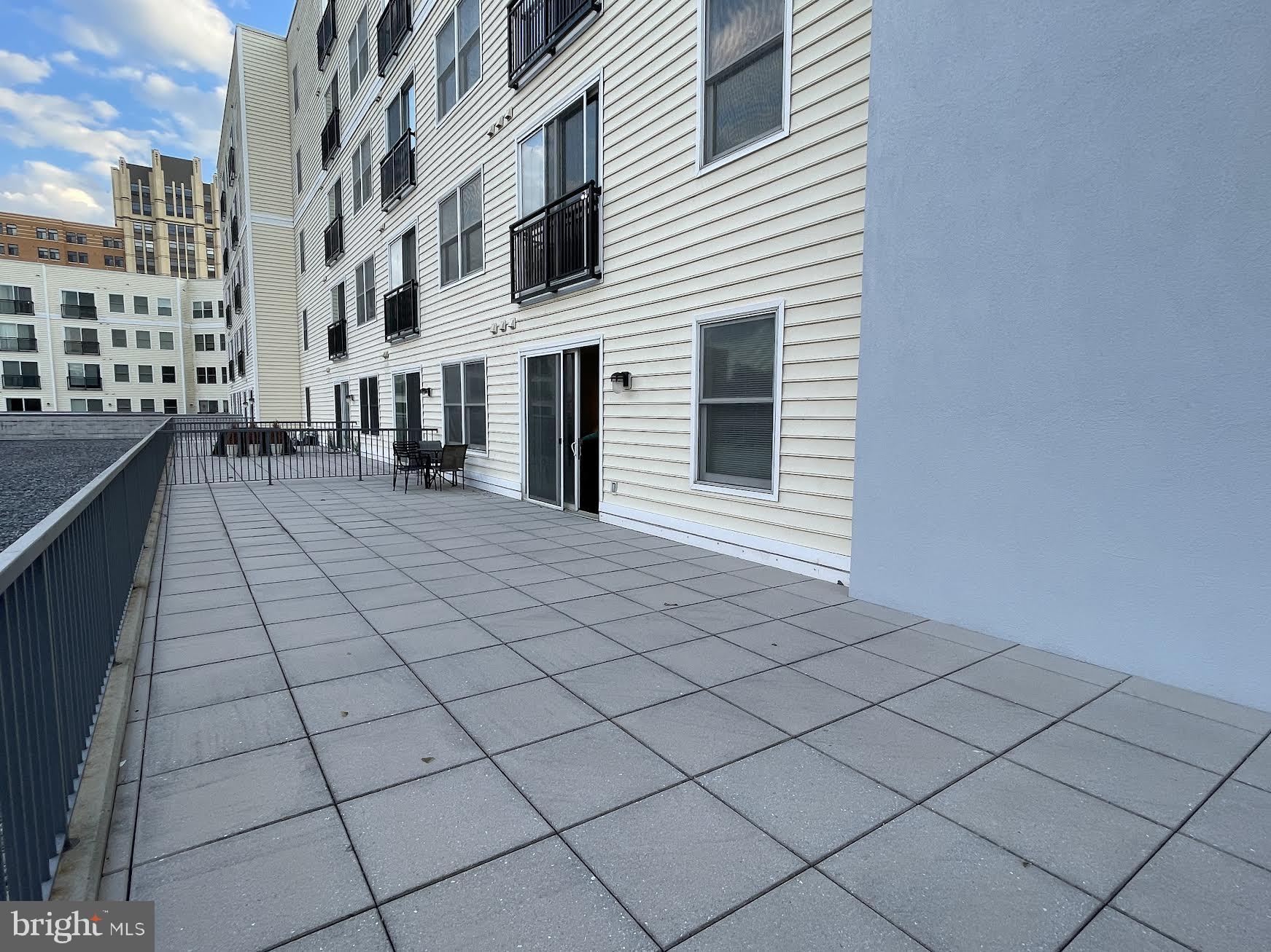 PALLADIAN - Residential