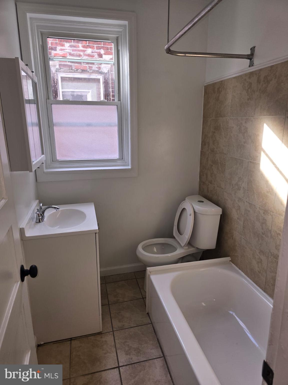 PHILADELPHIA (WEST) - Residential
