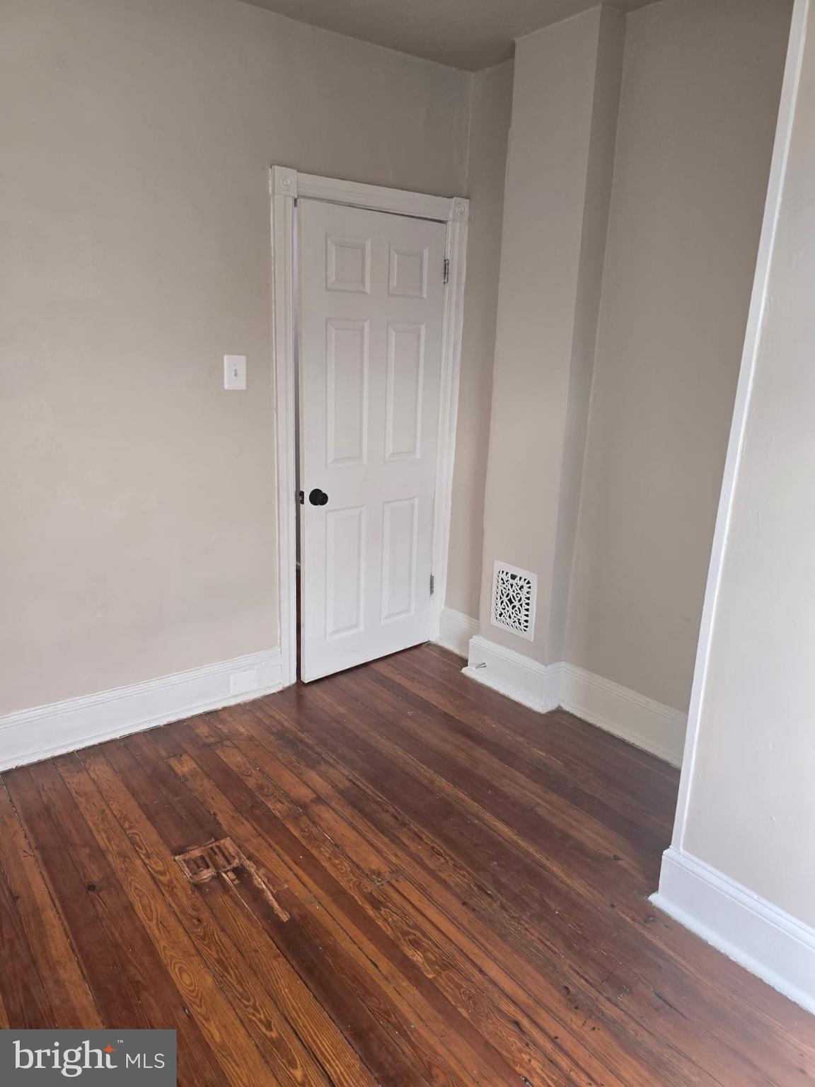 PHILADELPHIA (WEST) - Residential