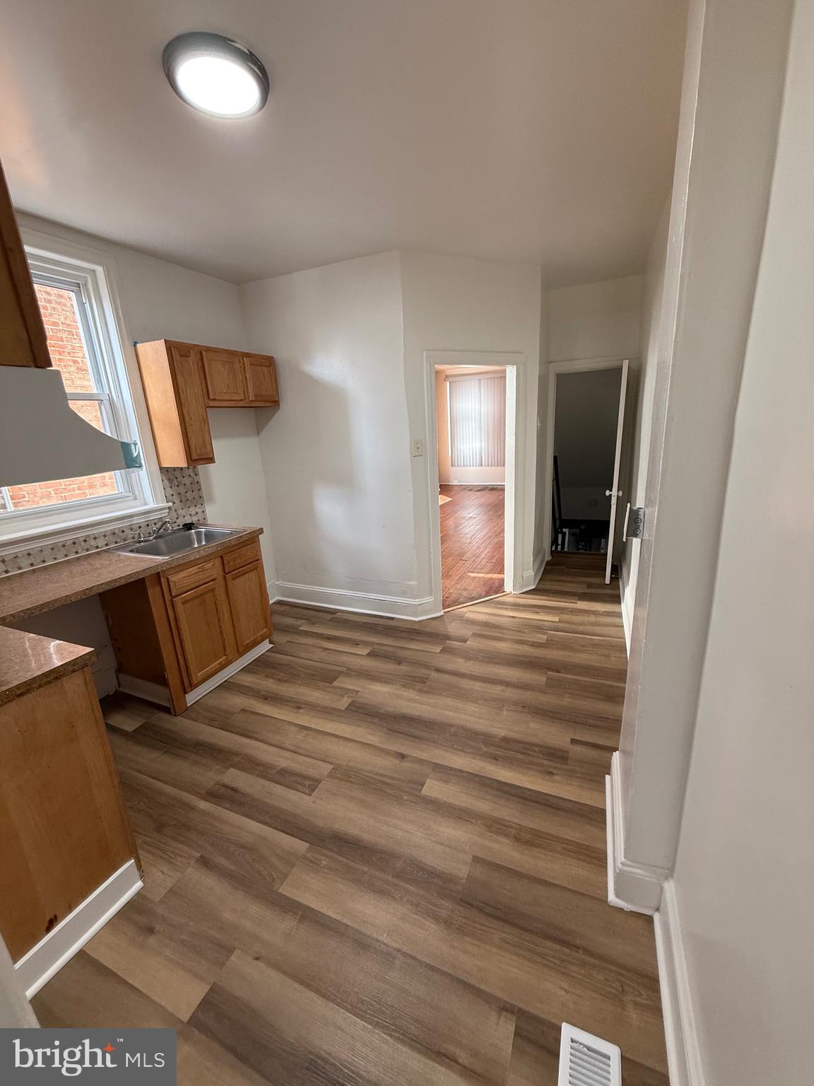 PHILADELPHIA (WEST) - Residential