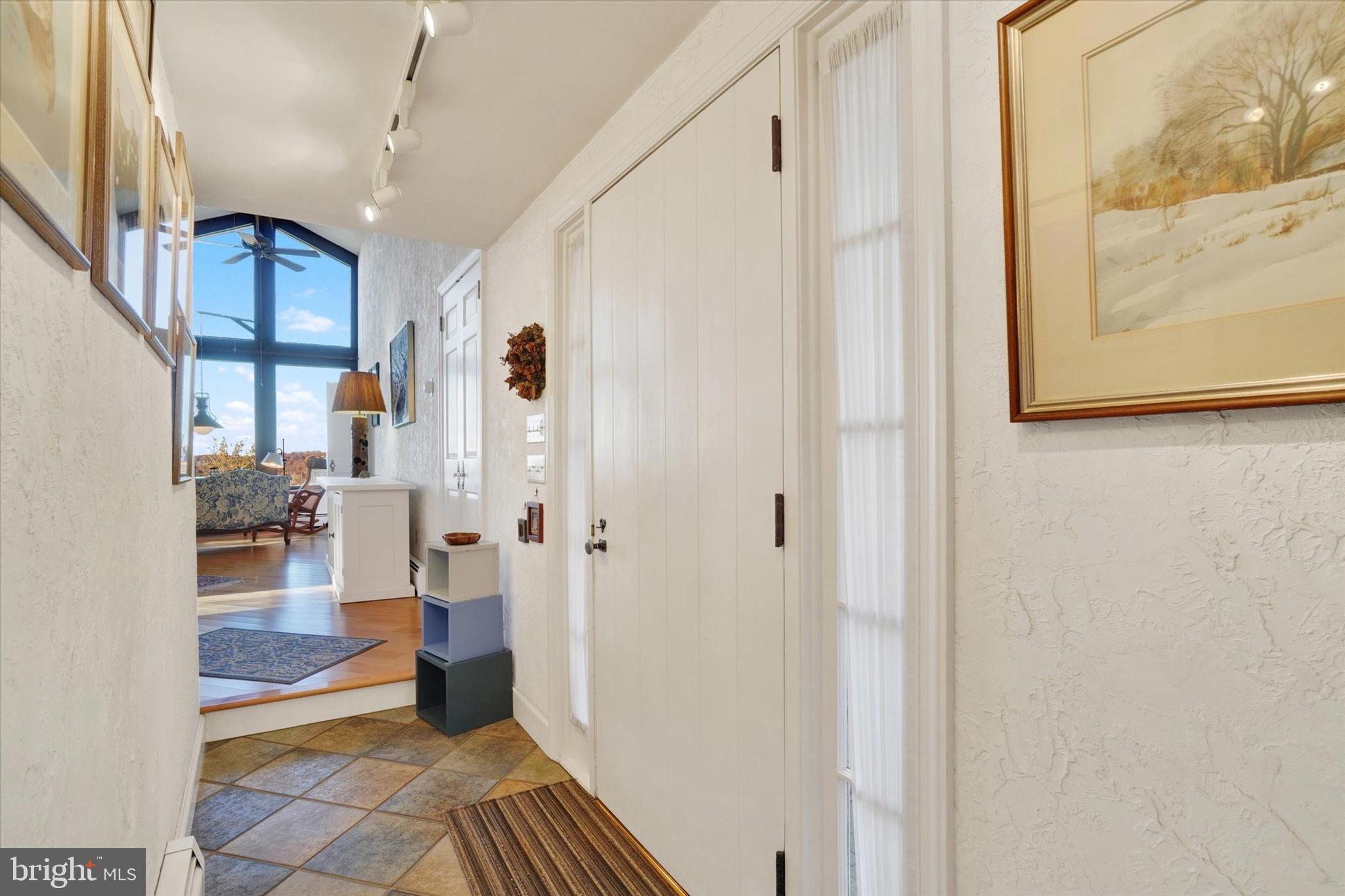 LEADER HEIGHTS - Residential