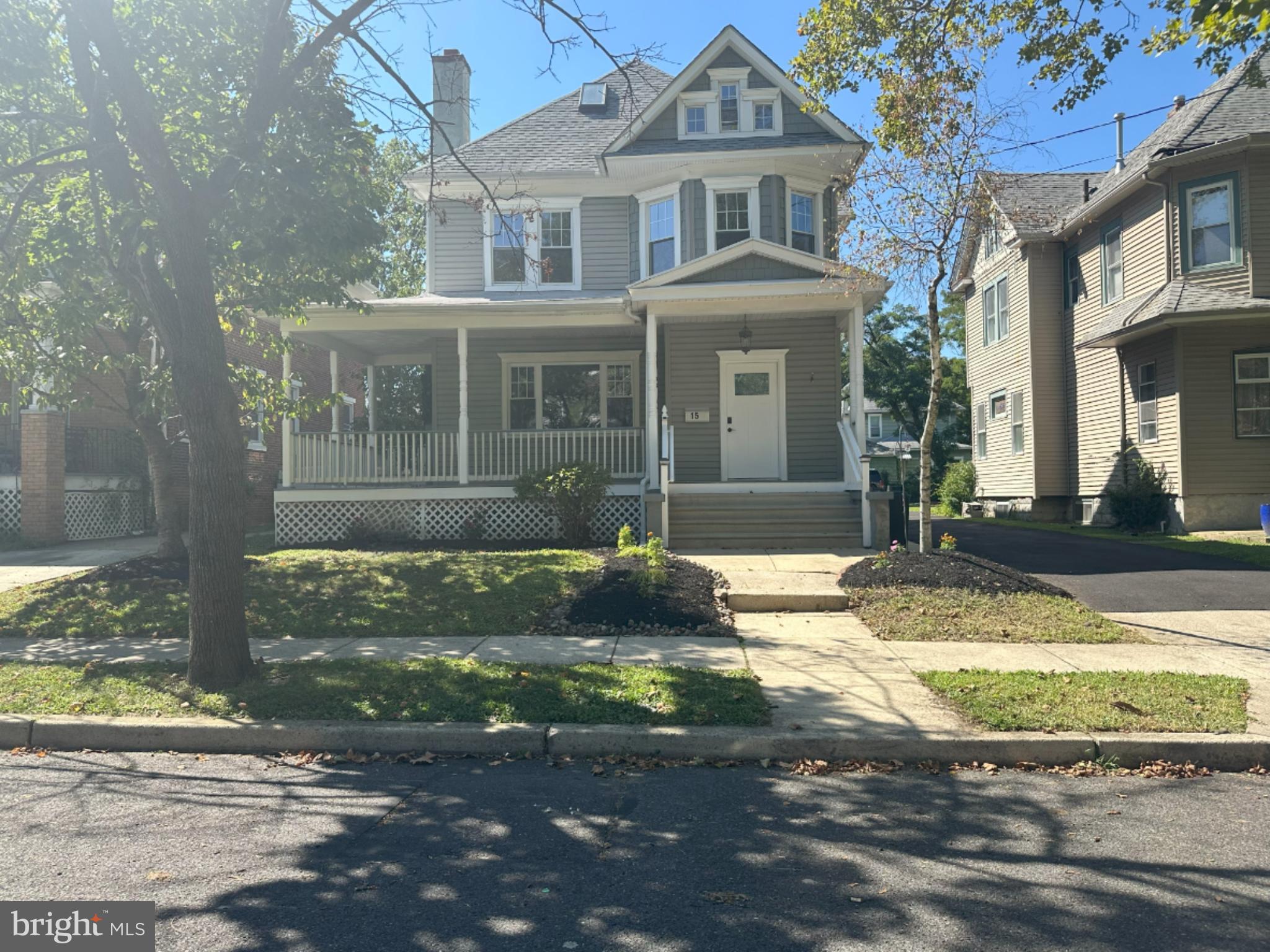 15 CRESTMONT TERRACE