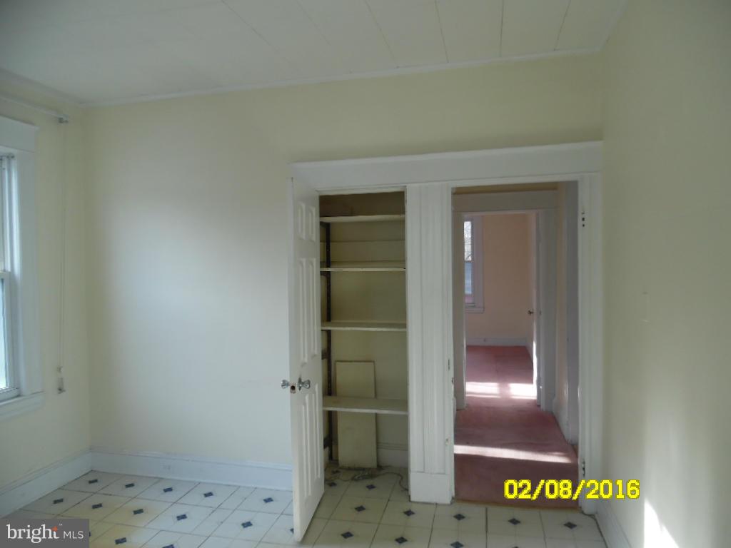 GLEN OAKS - Residential