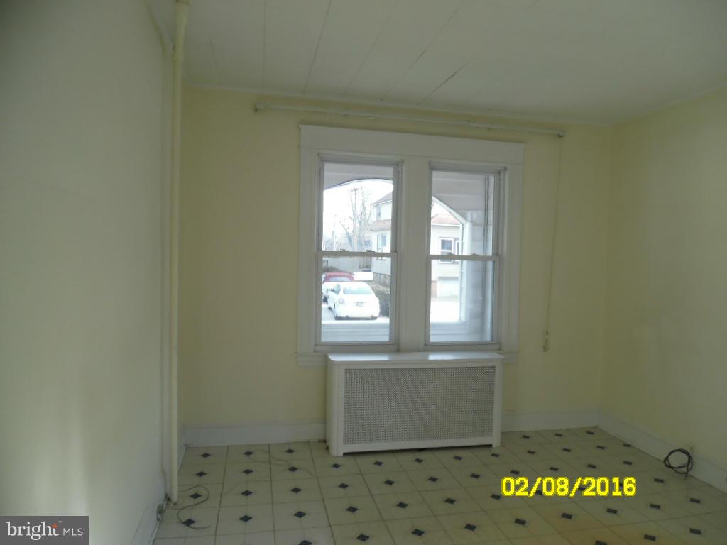 GLEN OAKS - Residential