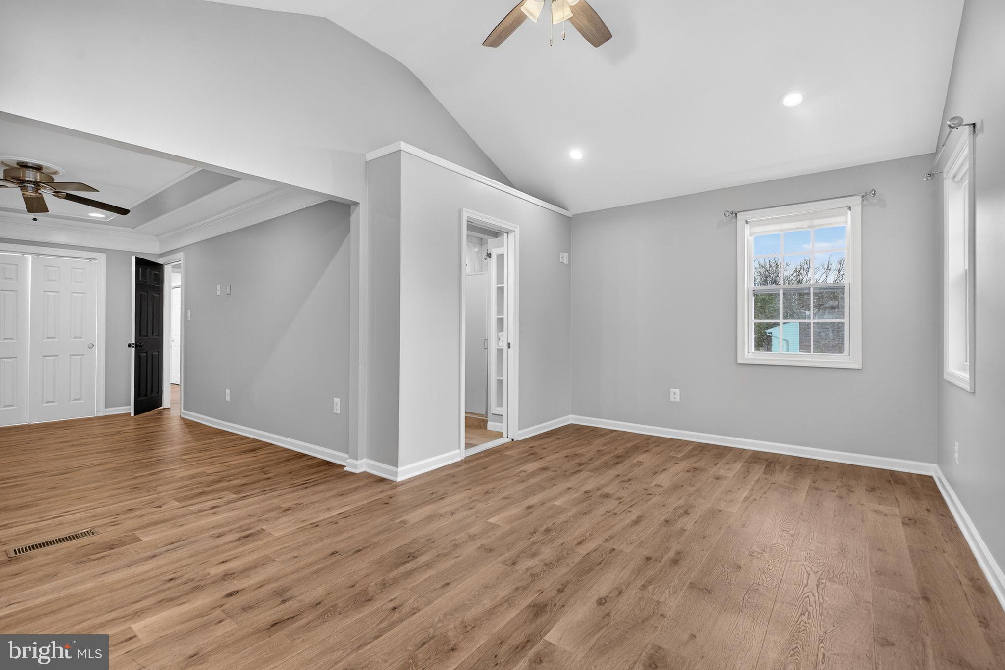 WARR LAKES - Residential