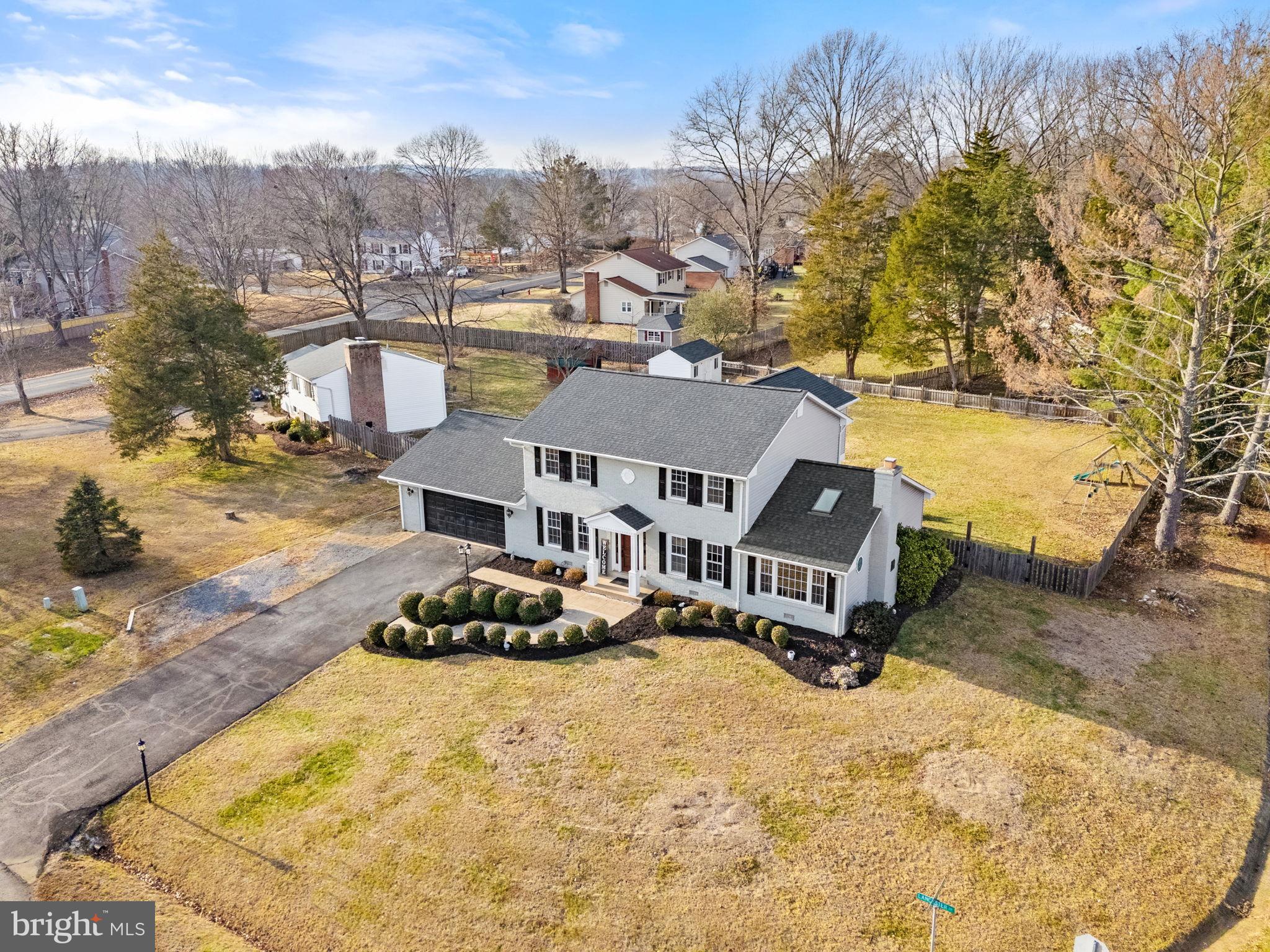 WARR LAKES - Residential