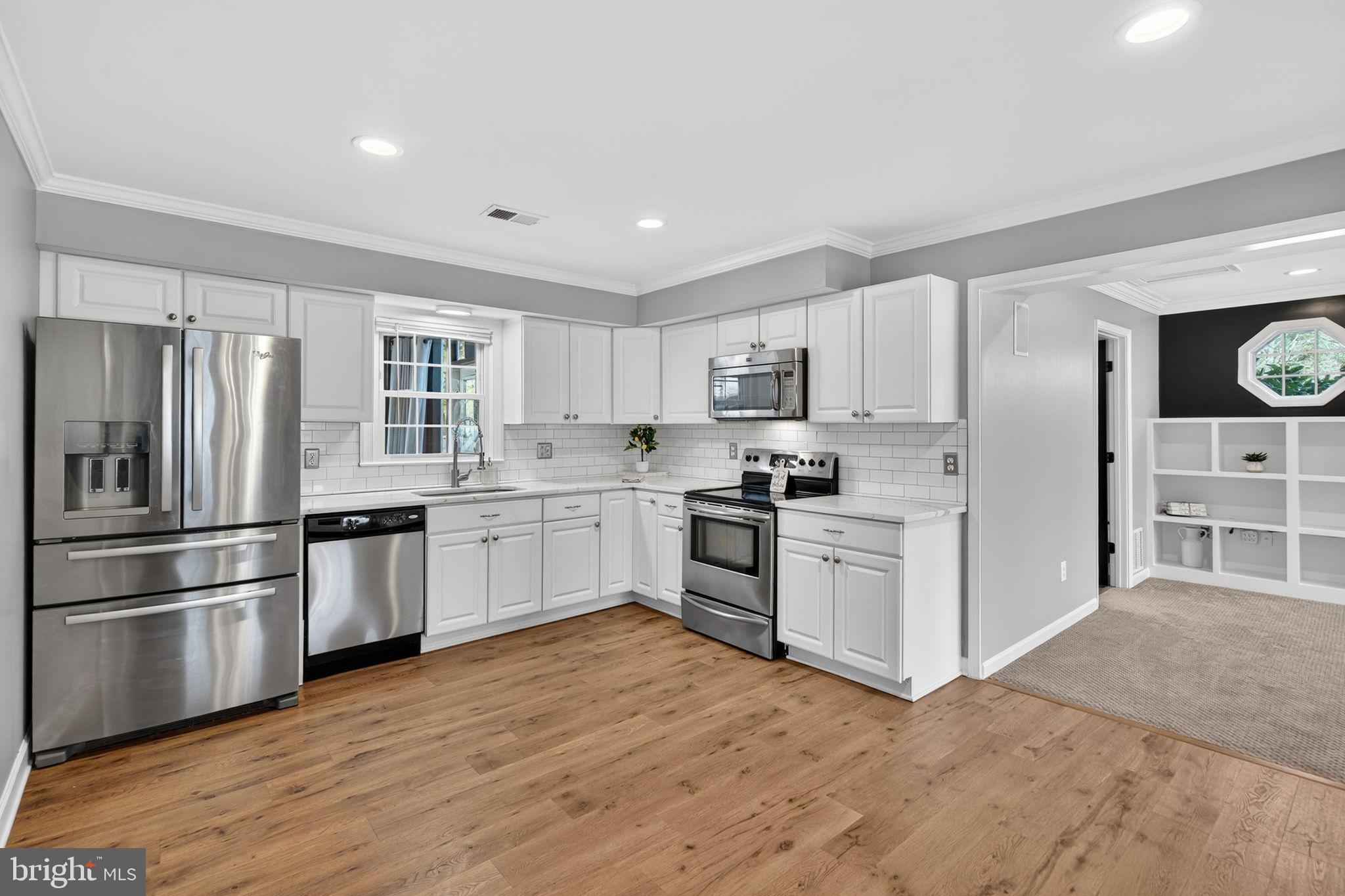 WARR LAKES - Residential