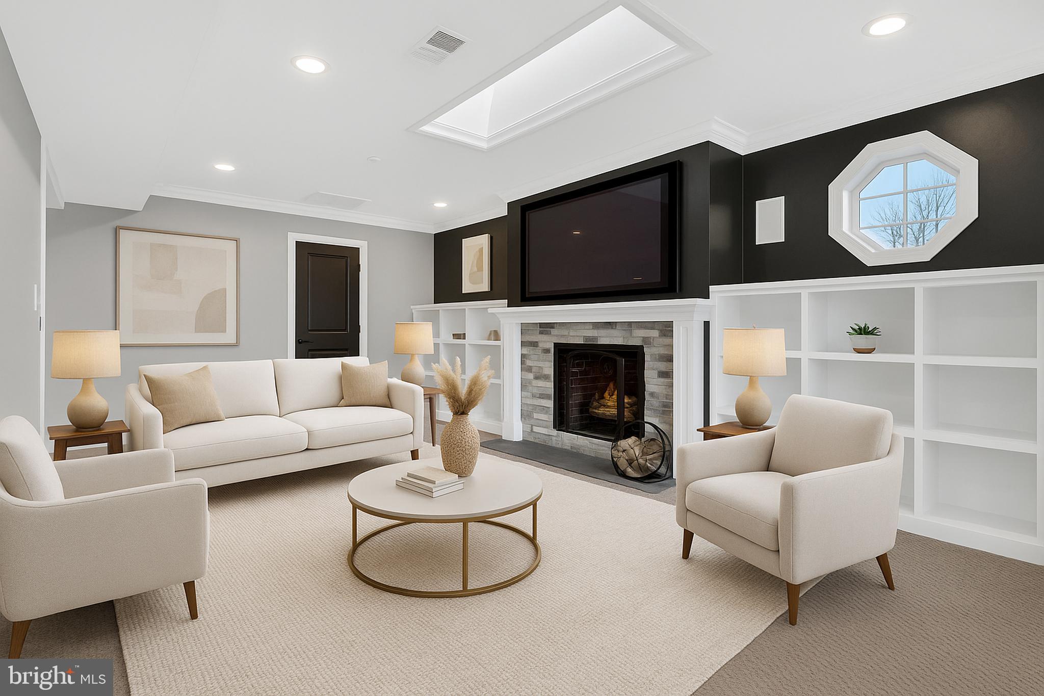 WARR LAKES - Residential