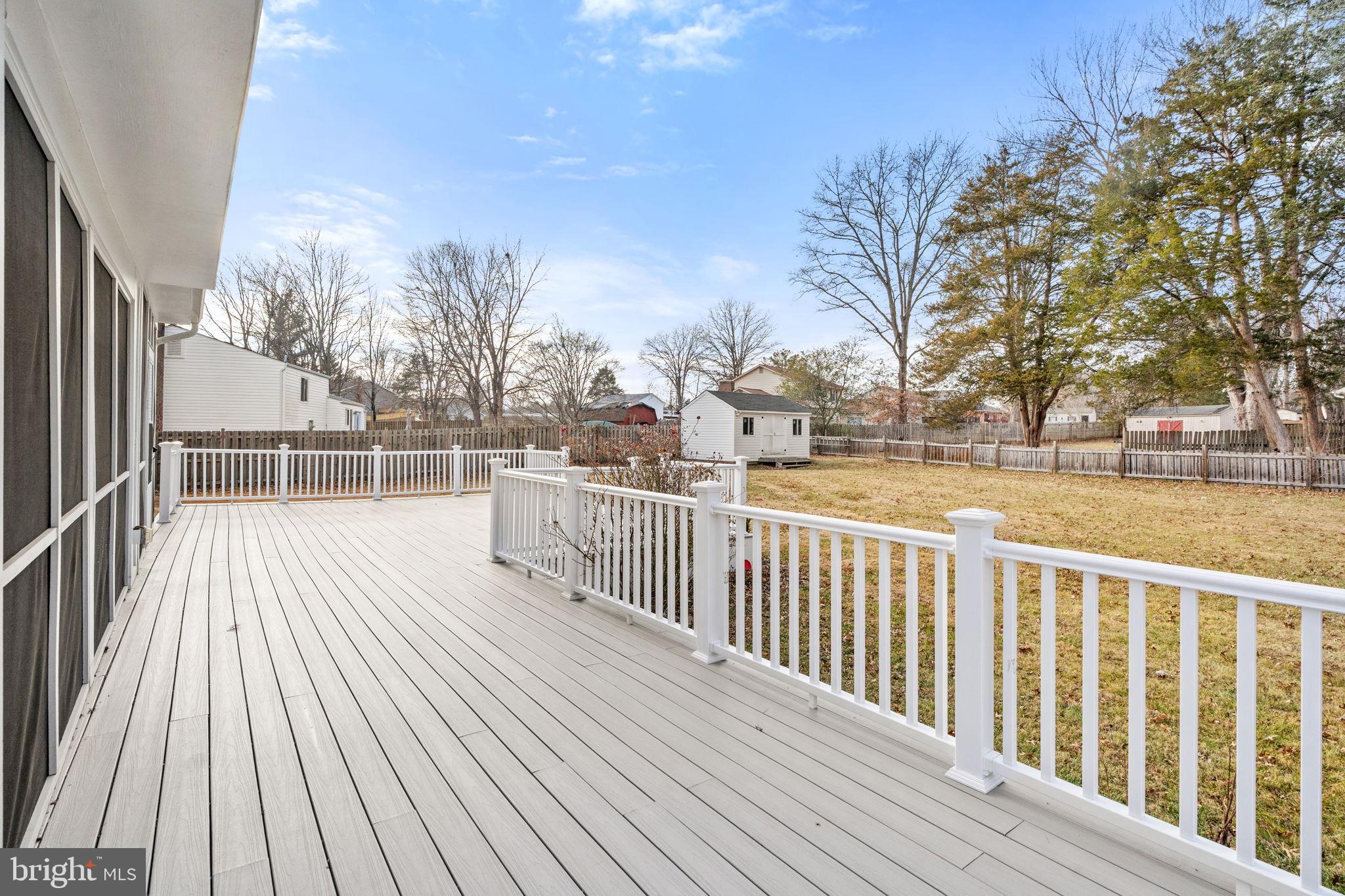 WARR LAKES - Residential