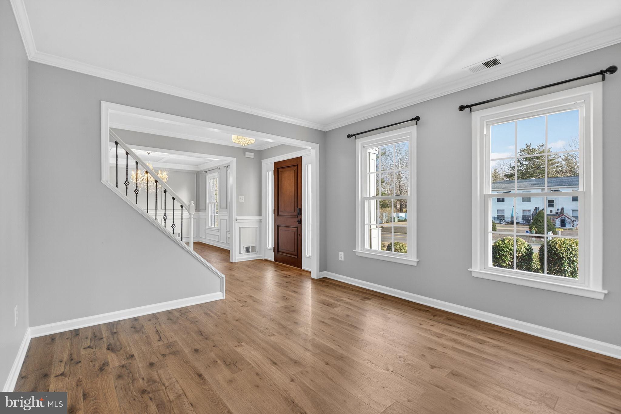 WARR LAKES - Residential