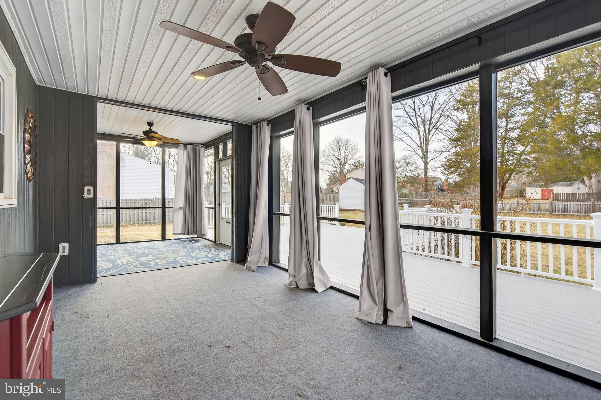 WARR LAKES - Residential