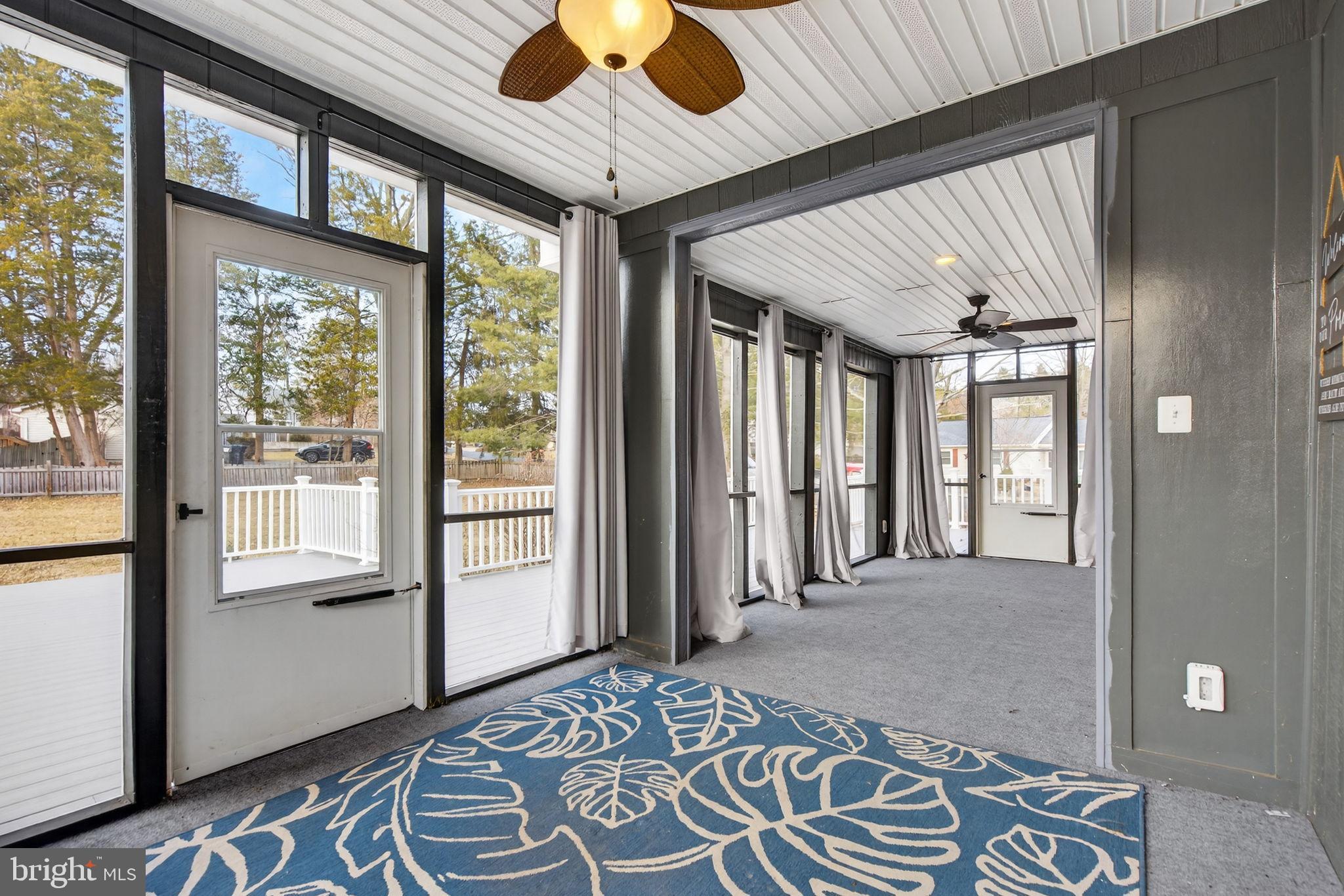 WARR LAKES - Residential