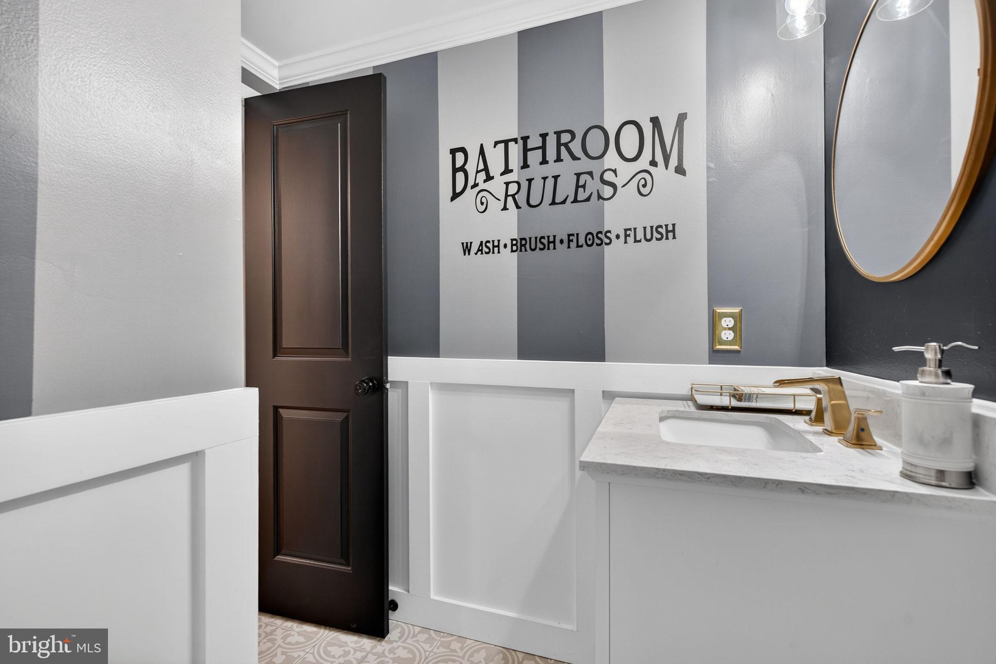 WARR LAKES - Residential