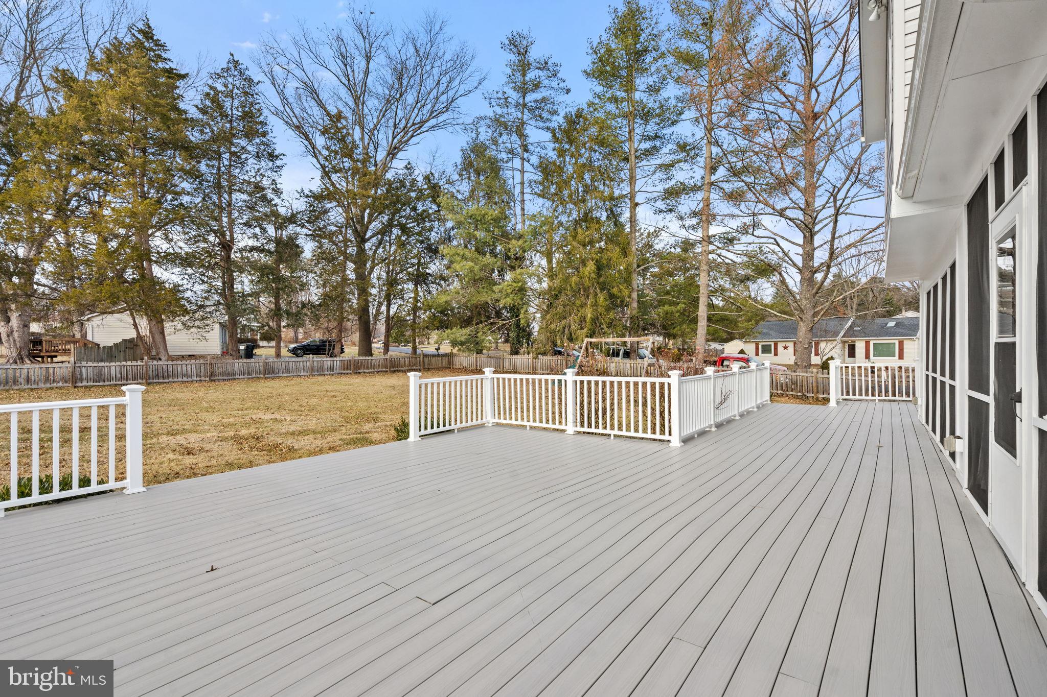 WARR LAKES - Residential