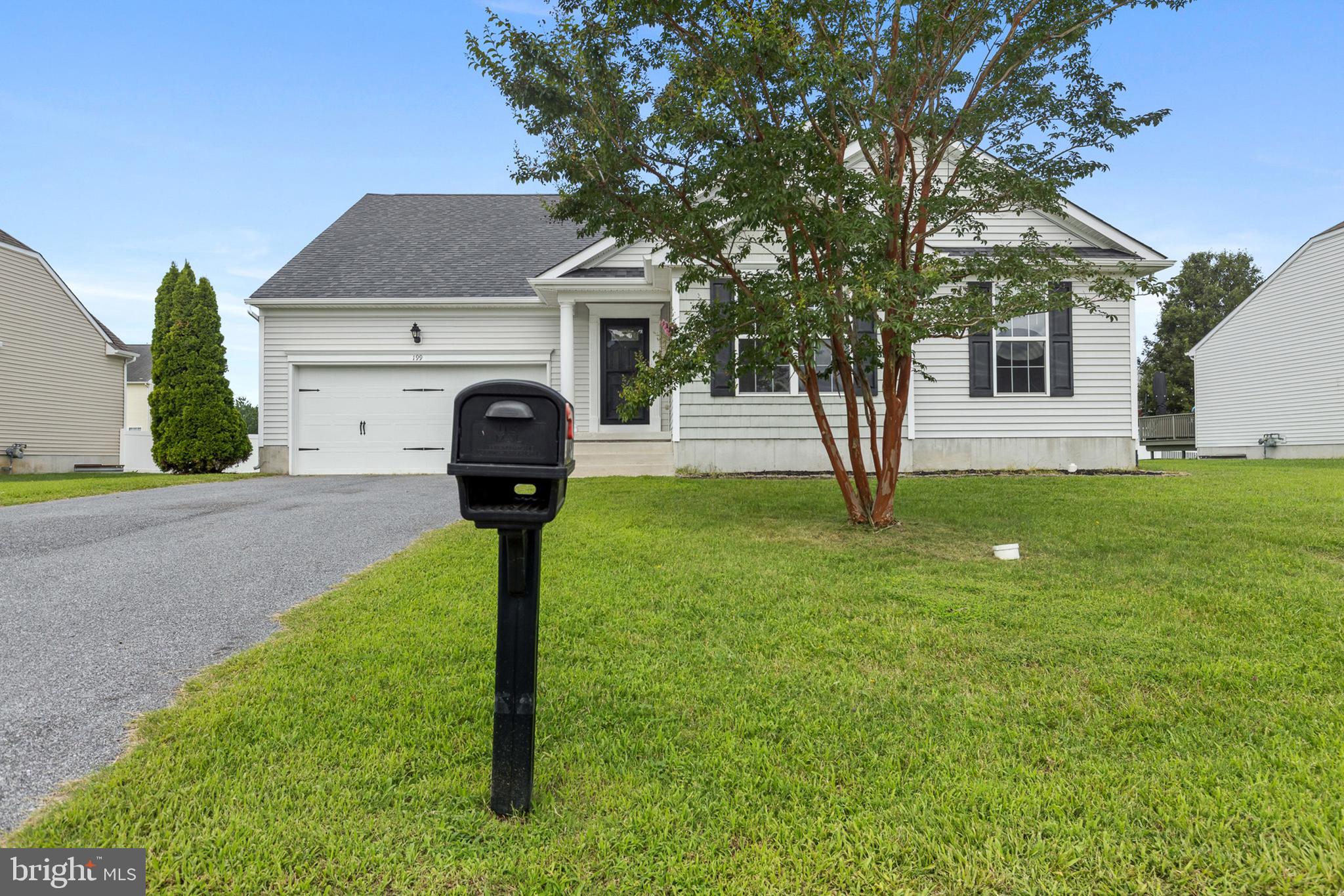 199 REDSTONE COURT