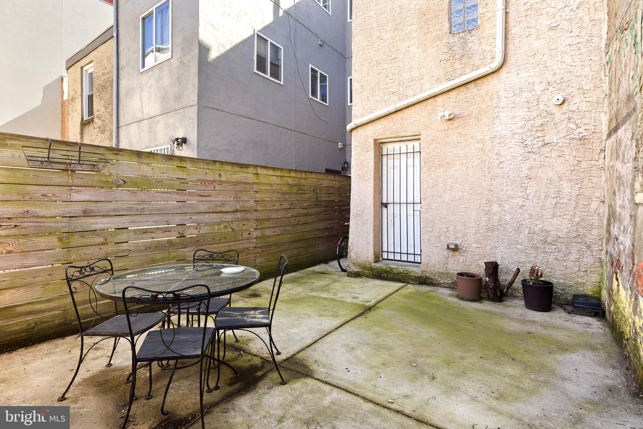 FRANCISVILLE - Residential