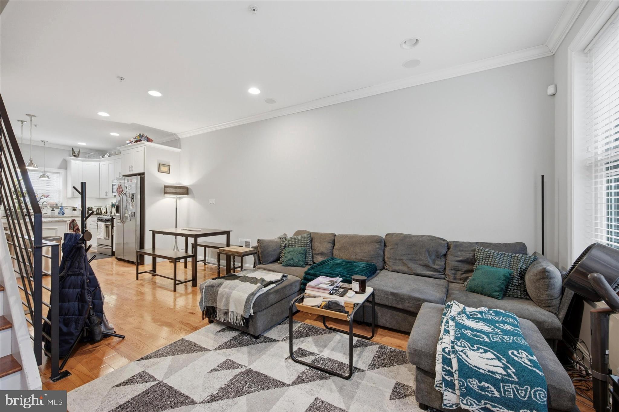 POINT BREEZE - Residential