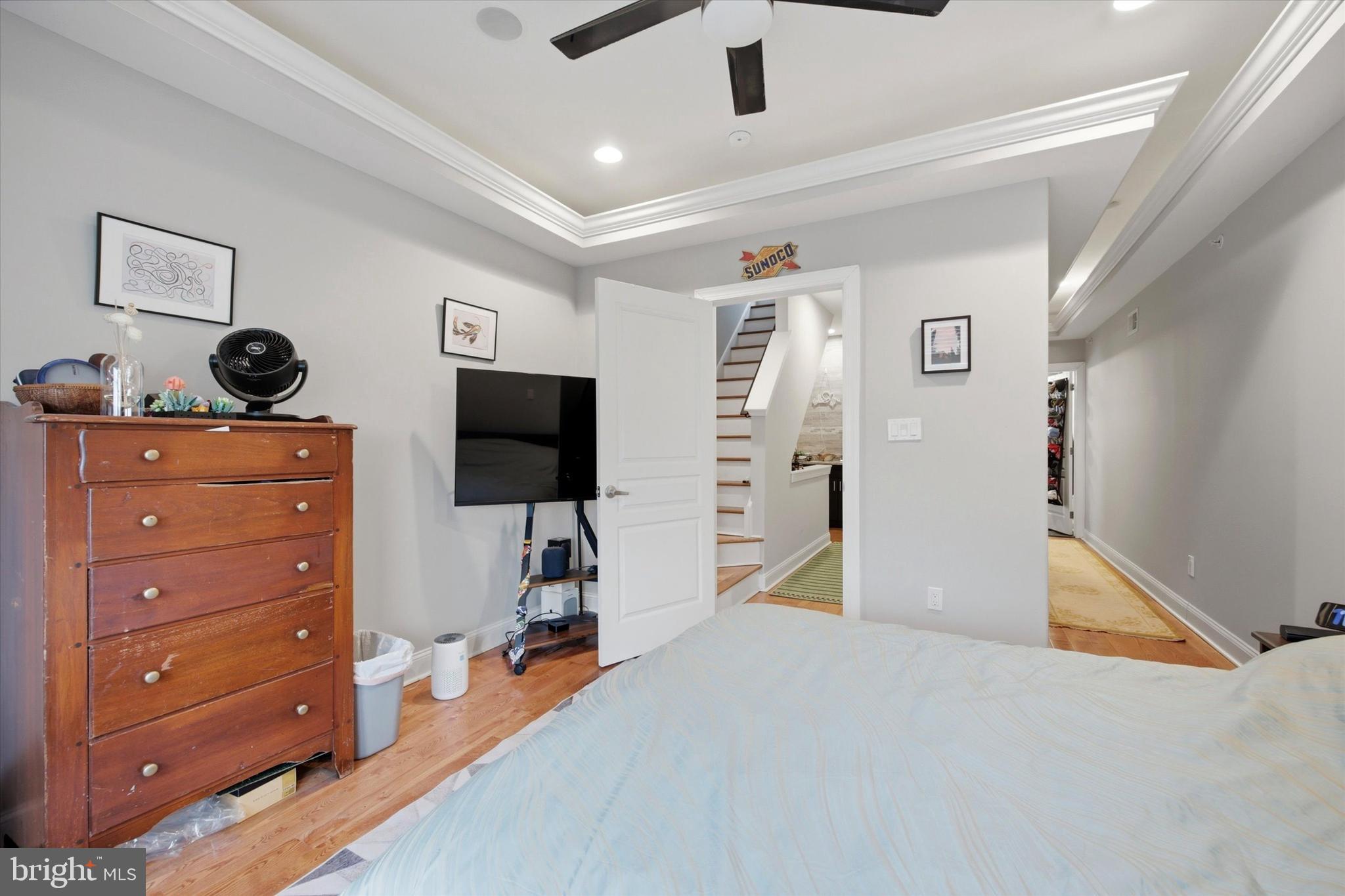 POINT BREEZE - Residential