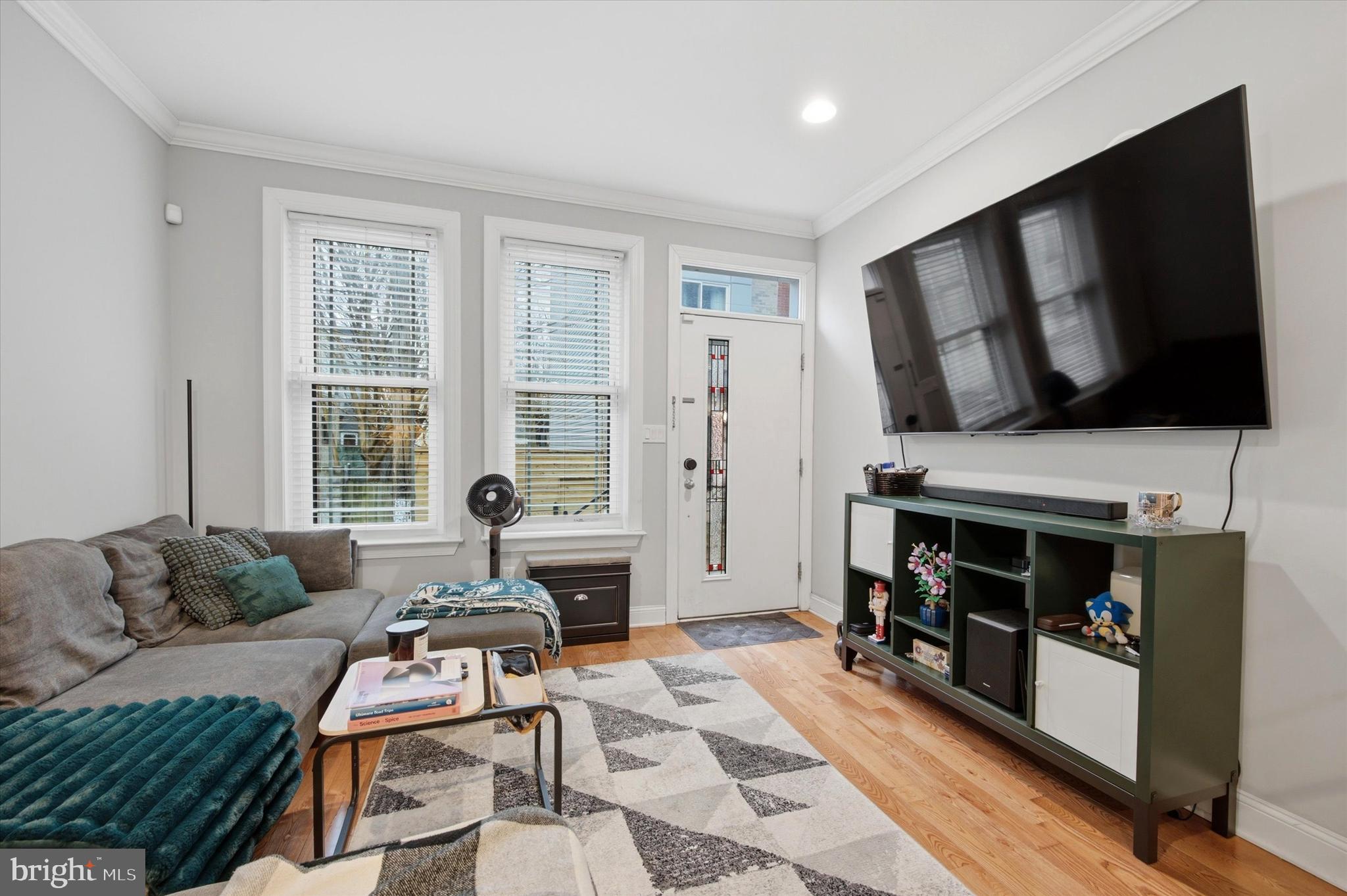 POINT BREEZE - Residential