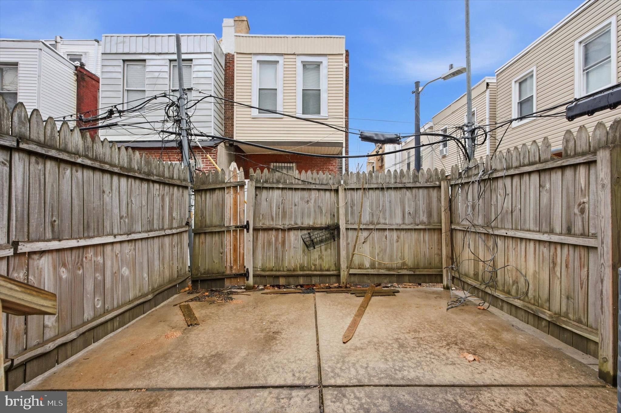 POINT BREEZE - Residential