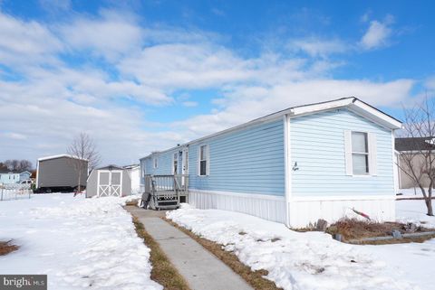 8 VINCENT COURT 43 BEAR DE 19701