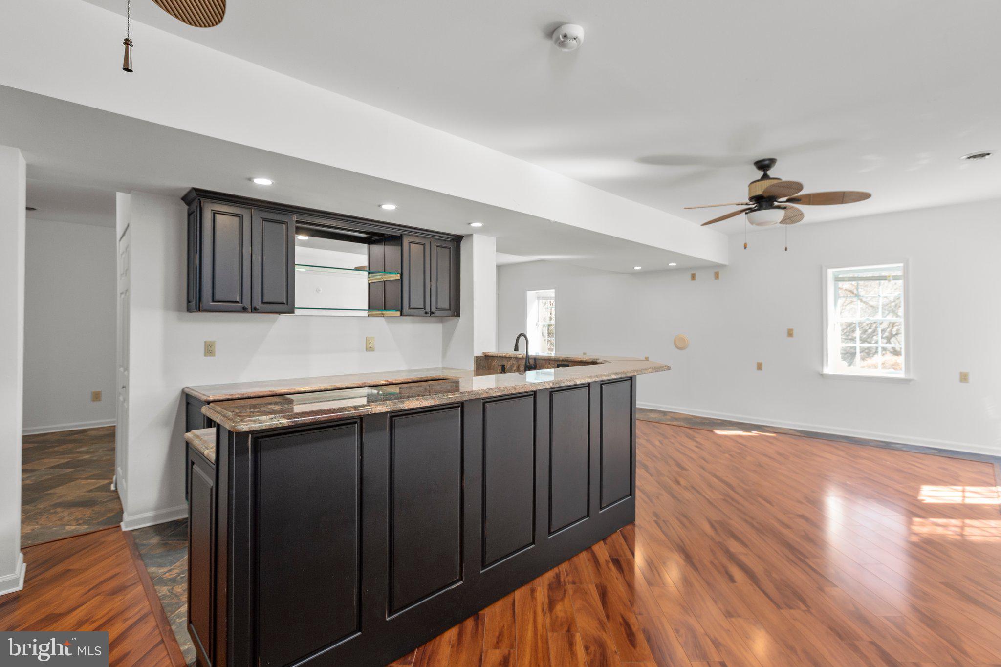 HAMPTON OAKS - Residential