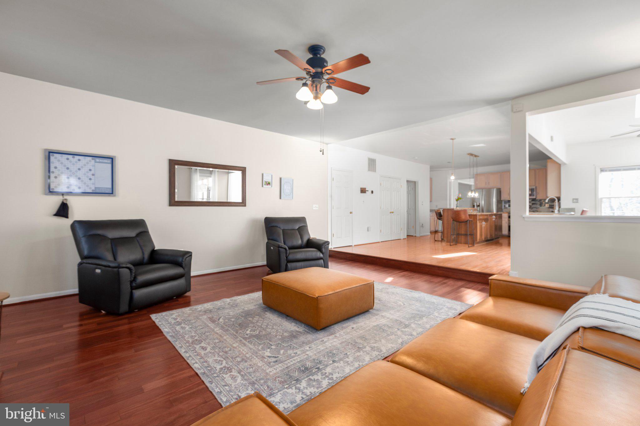 HAMPTON OAKS - Residential