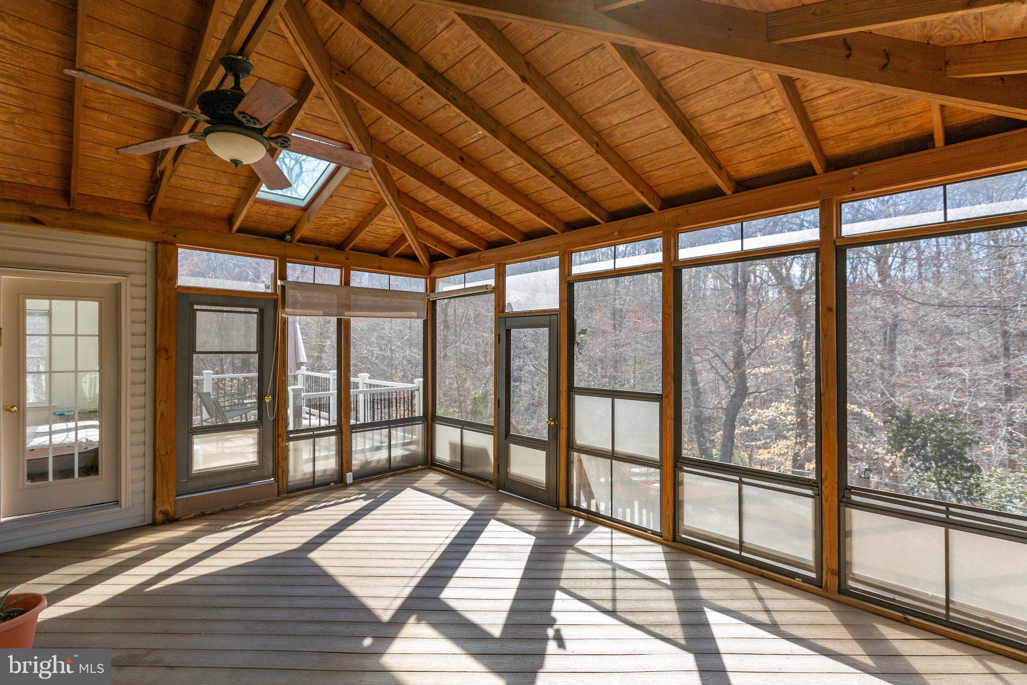 HAMPTON OAKS - Residential