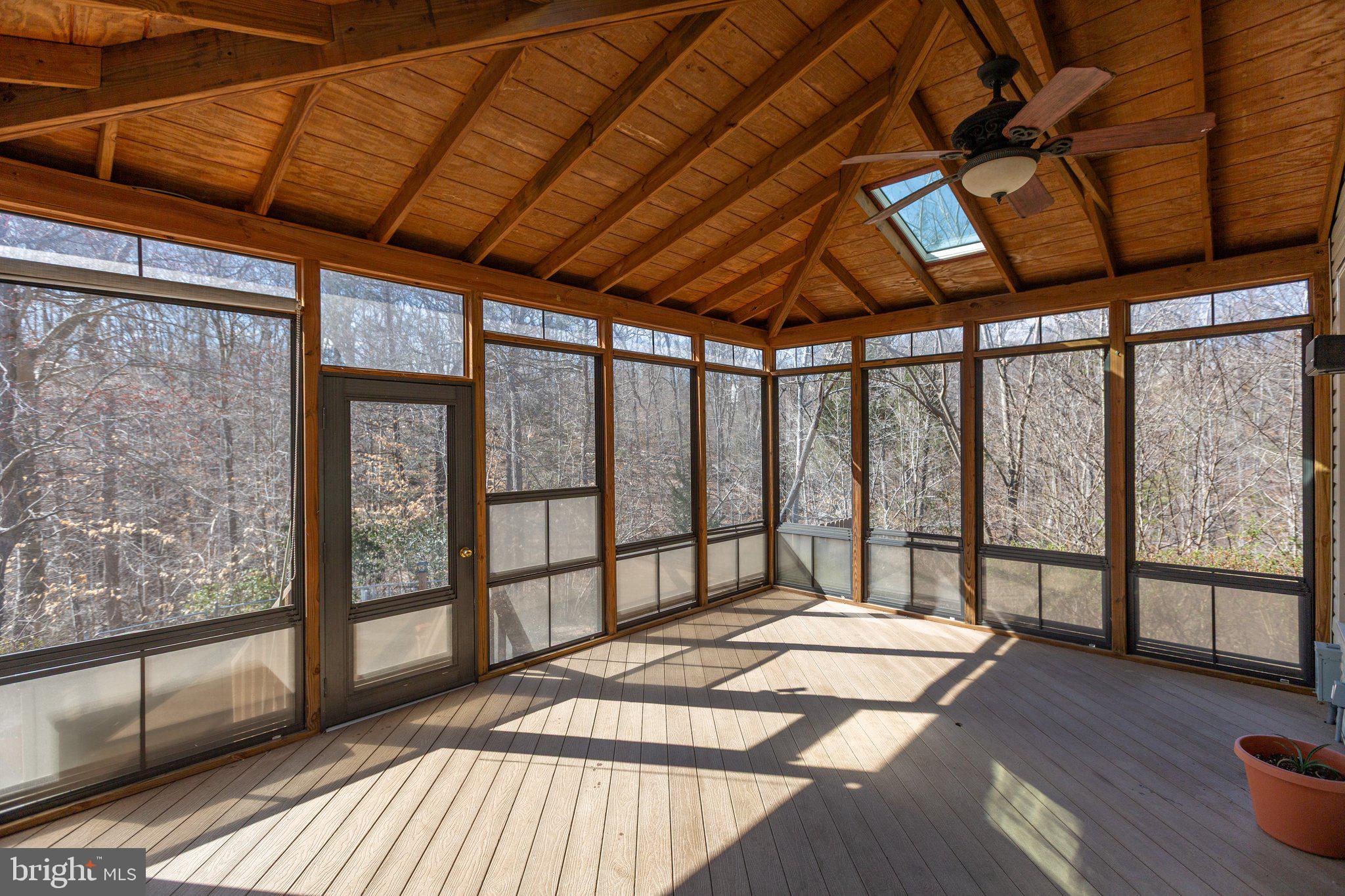 HAMPTON OAKS - Residential