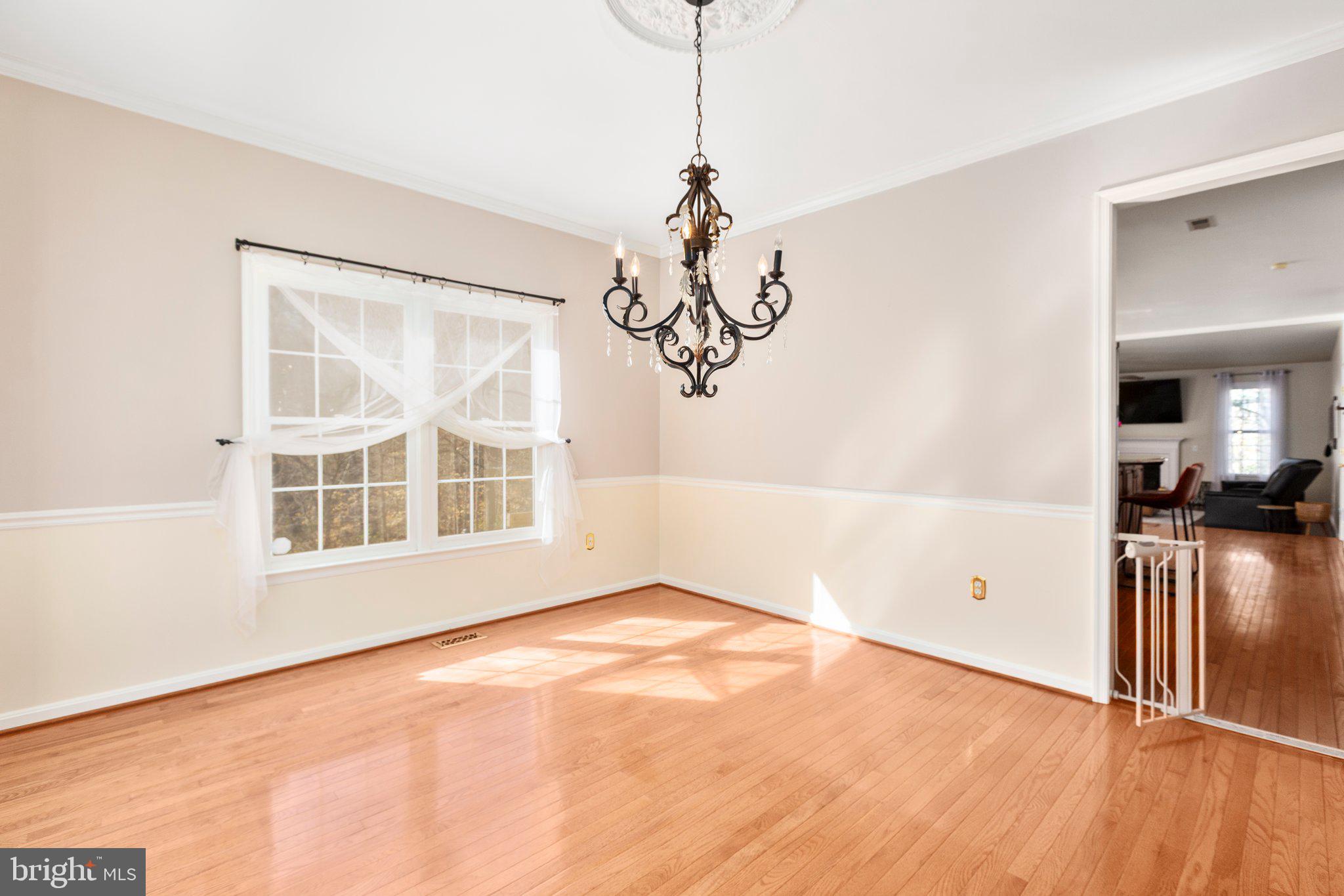 HAMPTON OAKS - Residential