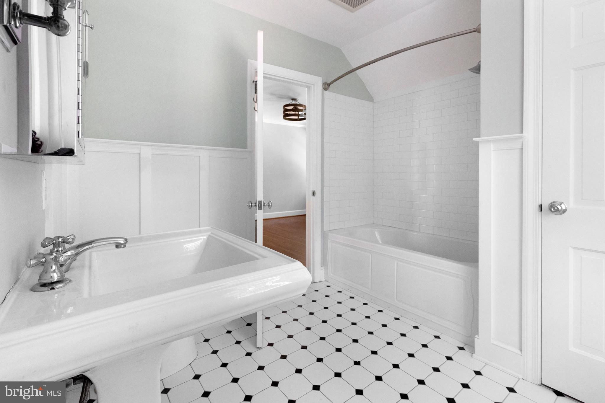 PENN VALLEY - Residential