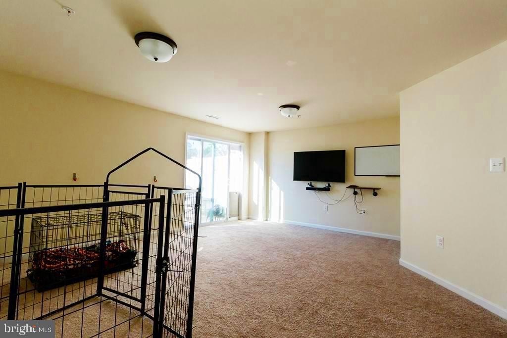 ELIZABETH HILLS - Residential