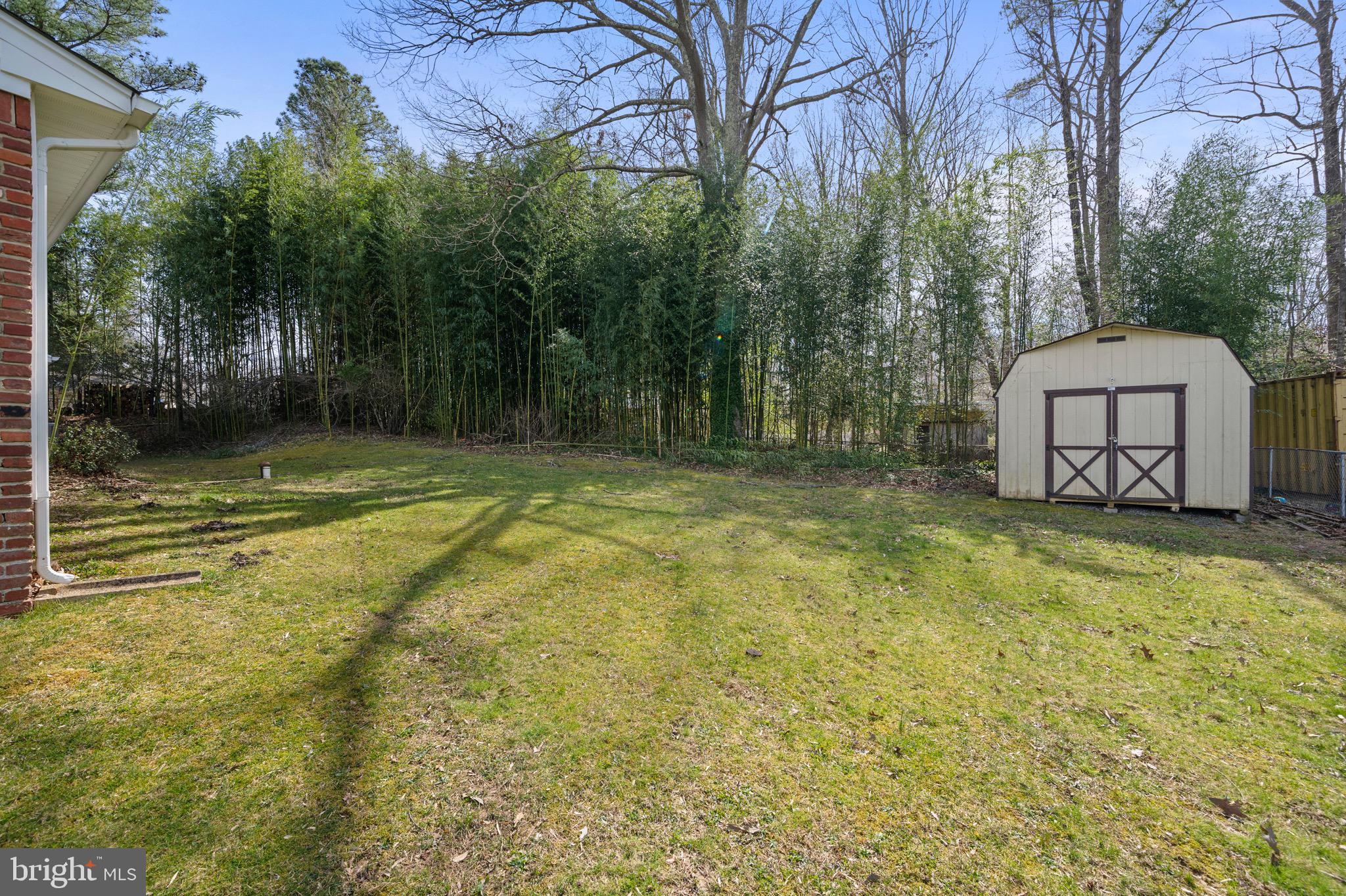 GOLDEN BEACH - Residential