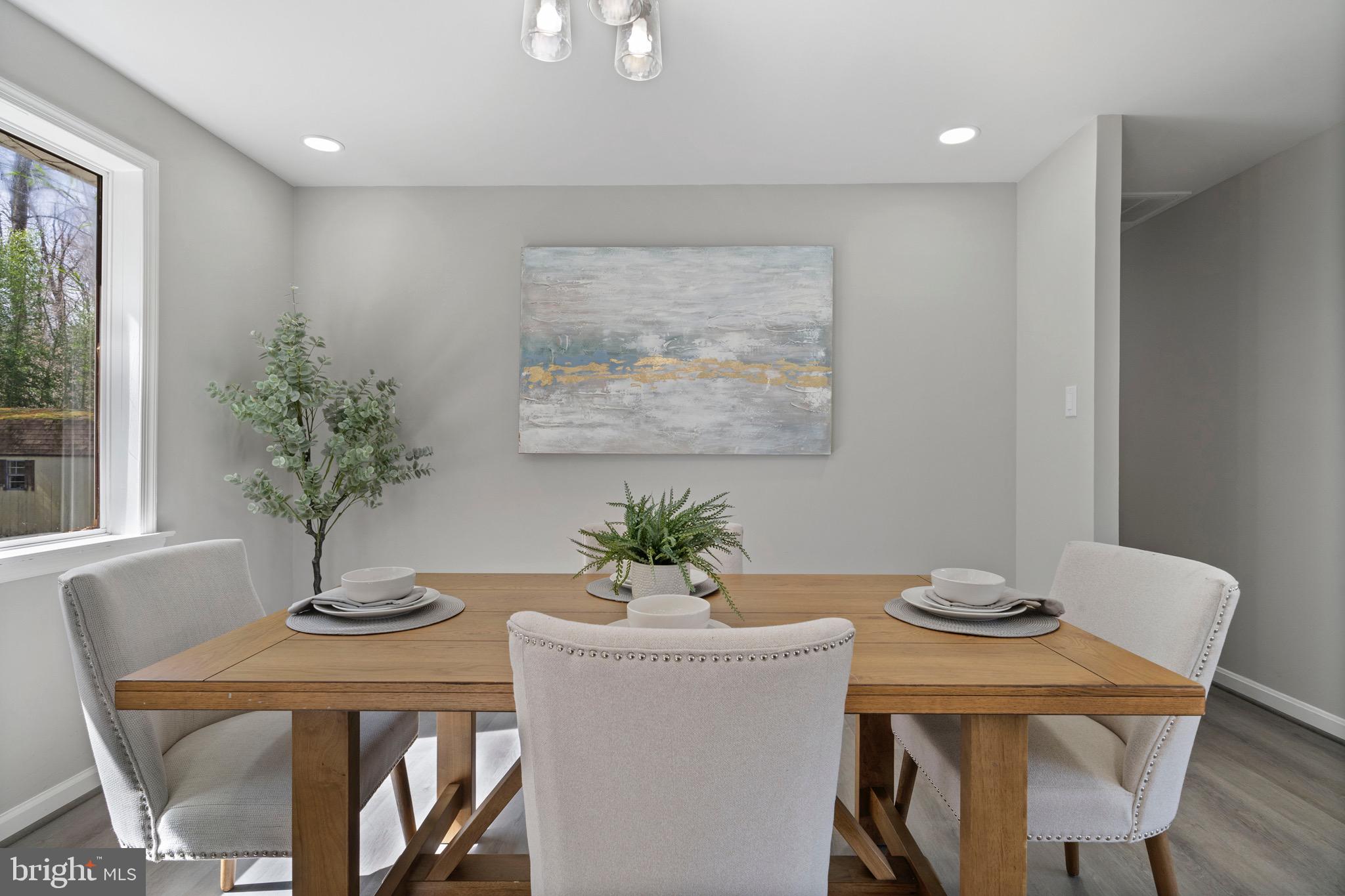 GOLDEN BEACH - Residential