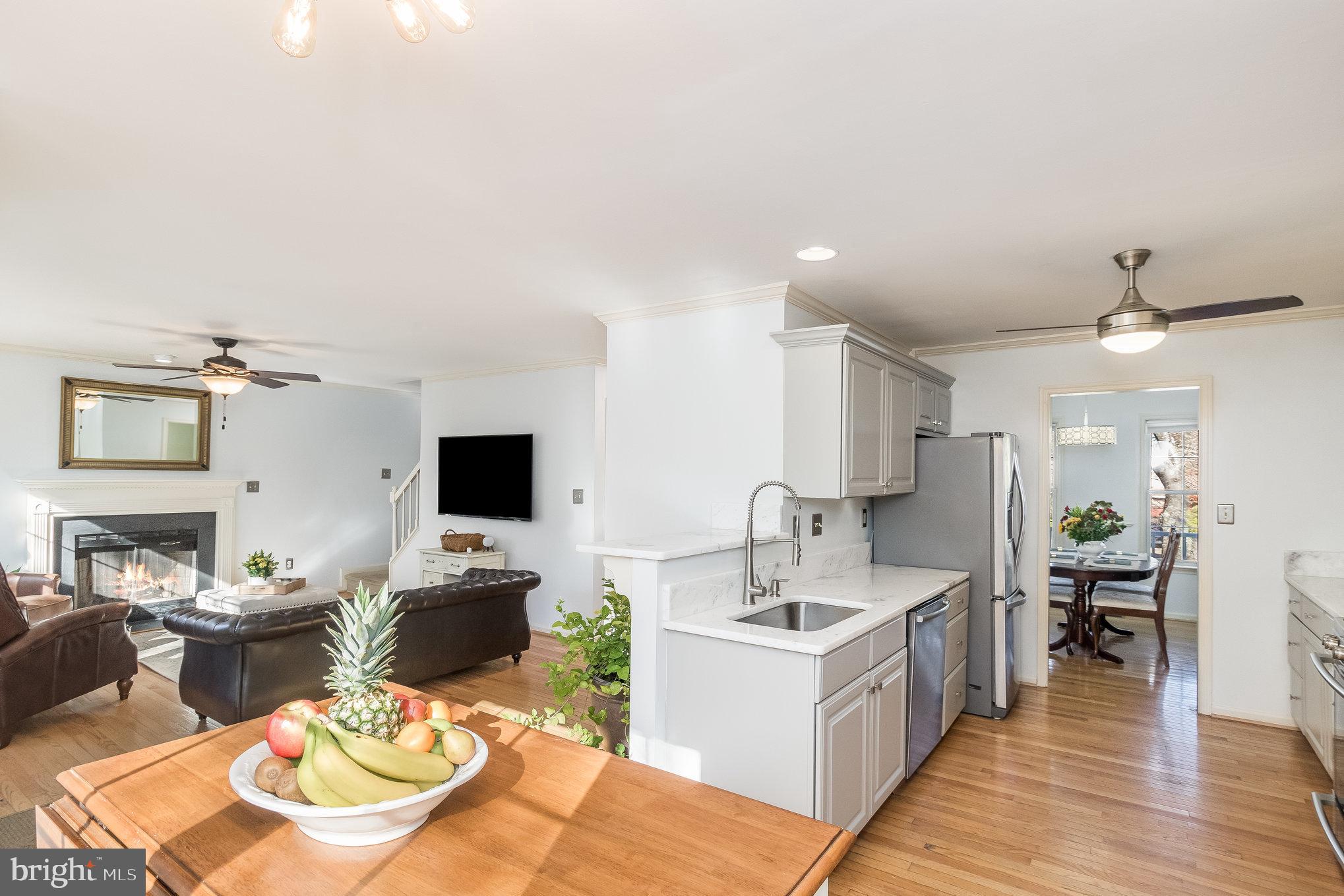 RIDGE POINTE - Residential