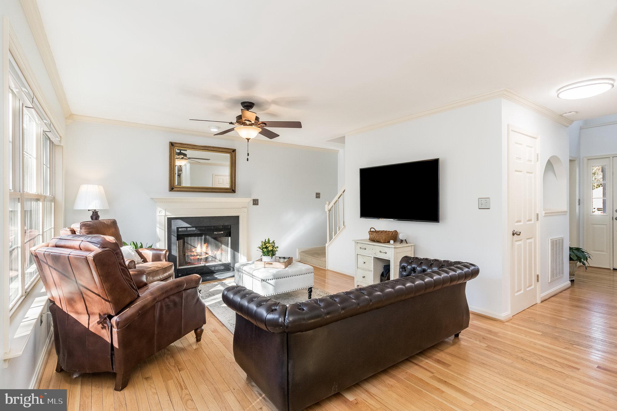 RIDGE POINTE - Residential