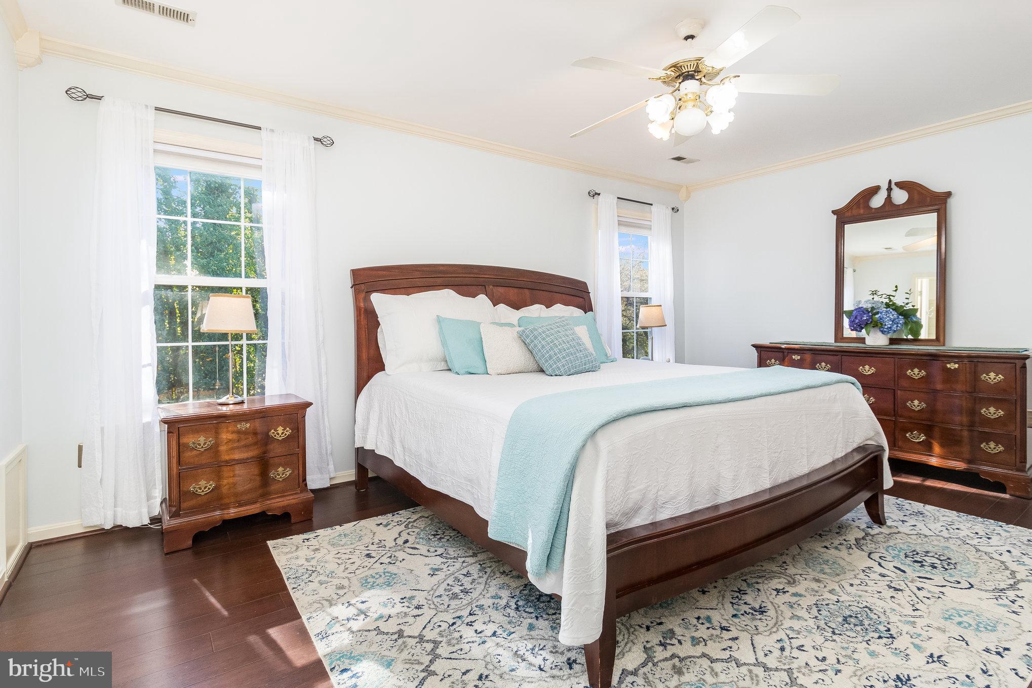 RIDGE POINTE - Residential