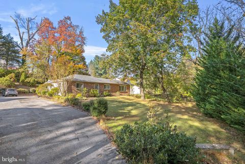 123 E KNOWLTON ROAD MEDIA PA 19063