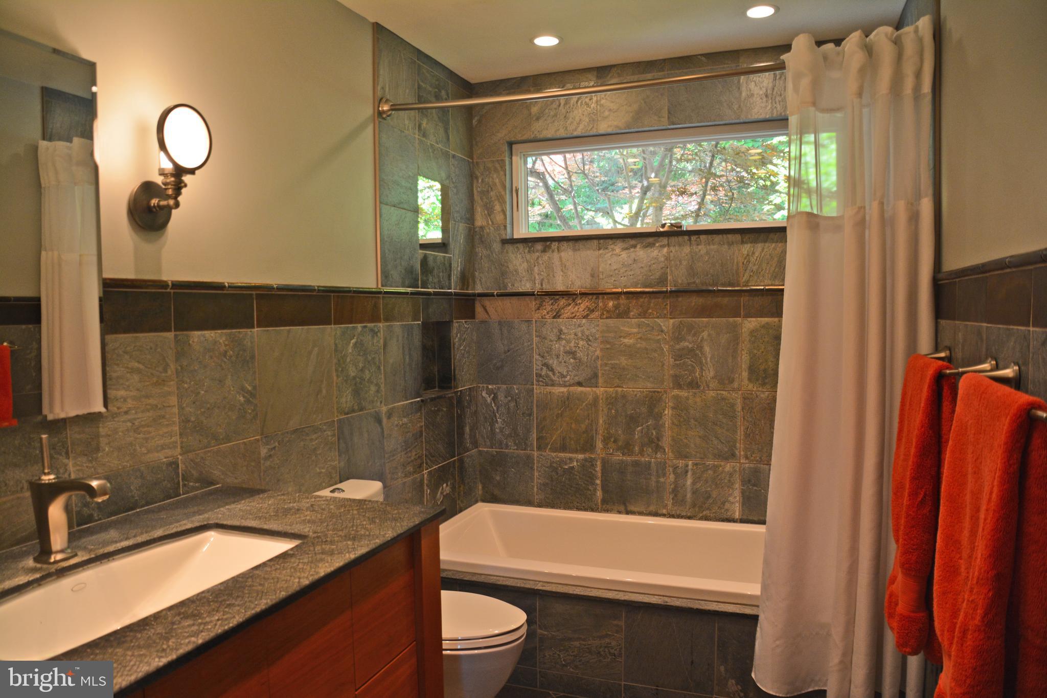 EAST HEMPFIELD TWP - Residential